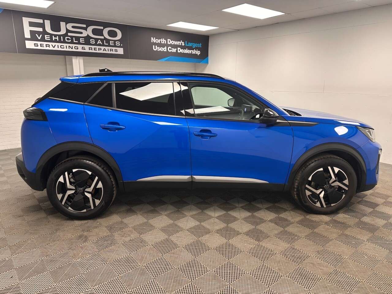 2024 PEUGEOT 2008 2024 PEUGEOT 2008