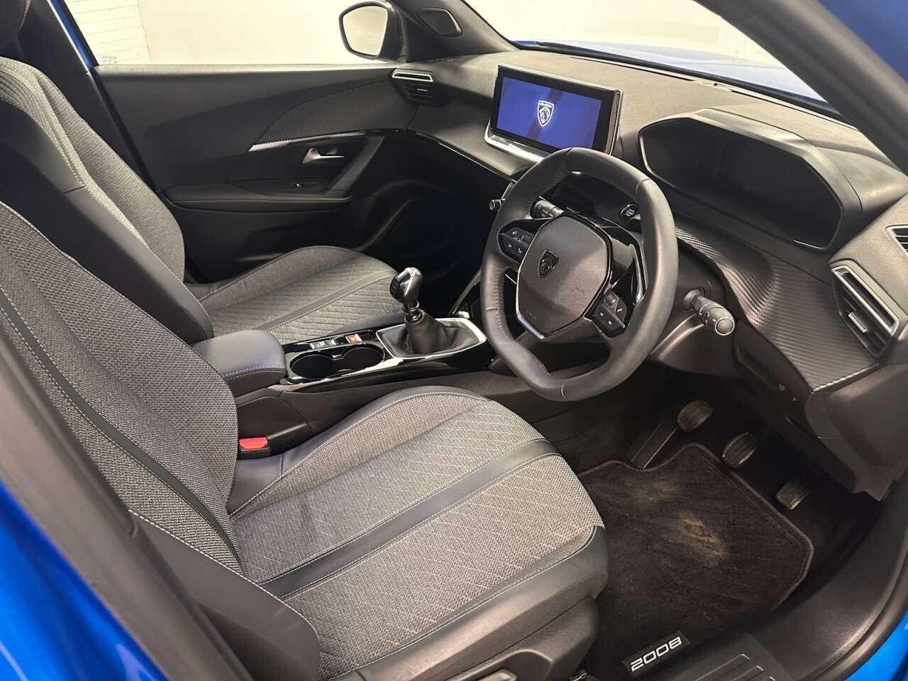 2024 PEUGEOT 2008 2024 PEUGEOT 2008