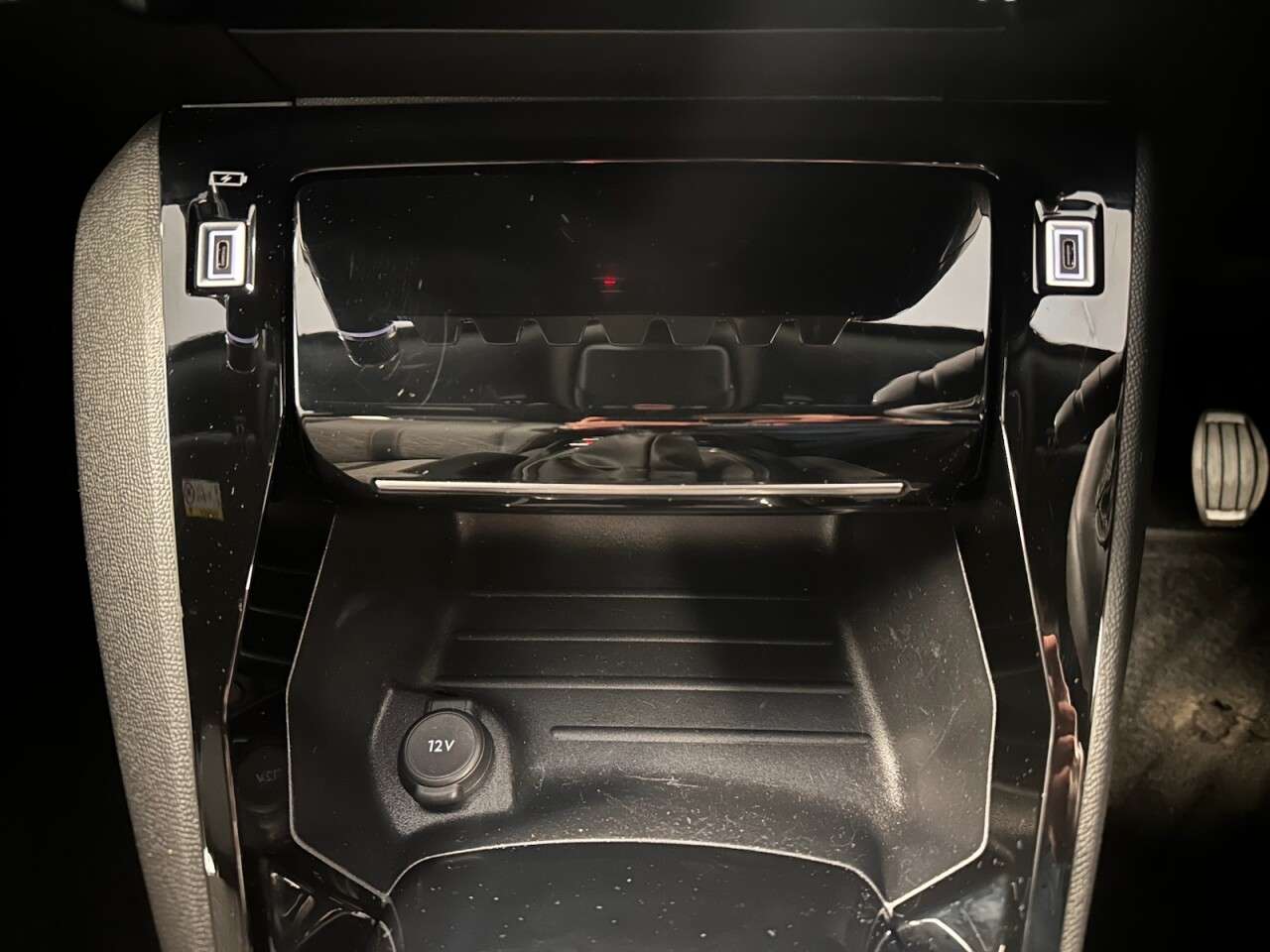 2024 PEUGEOT 2008 2024 PEUGEOT 2008