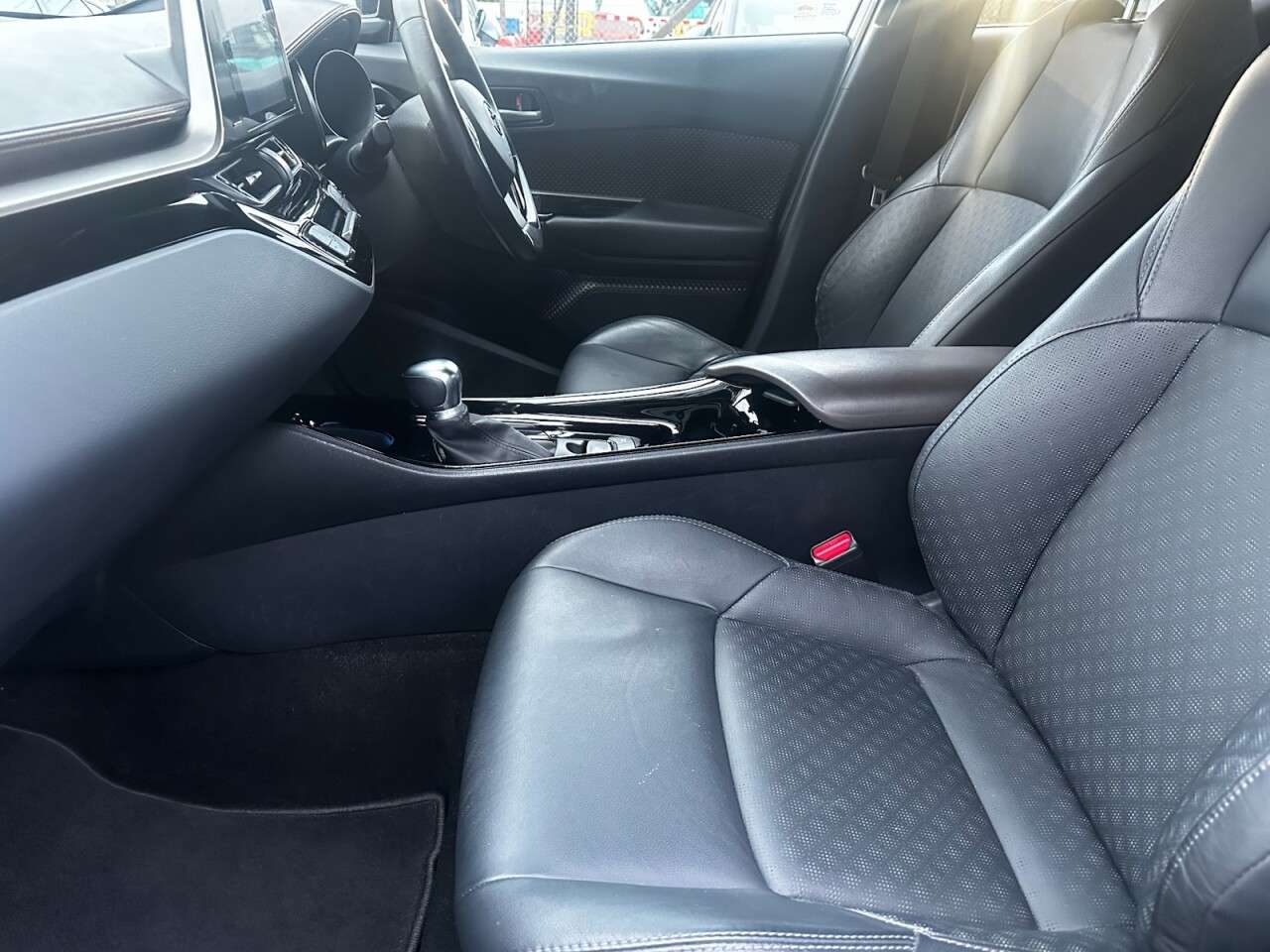 2019 TOYOTA C-HR 2019 TOYOTA C-HR