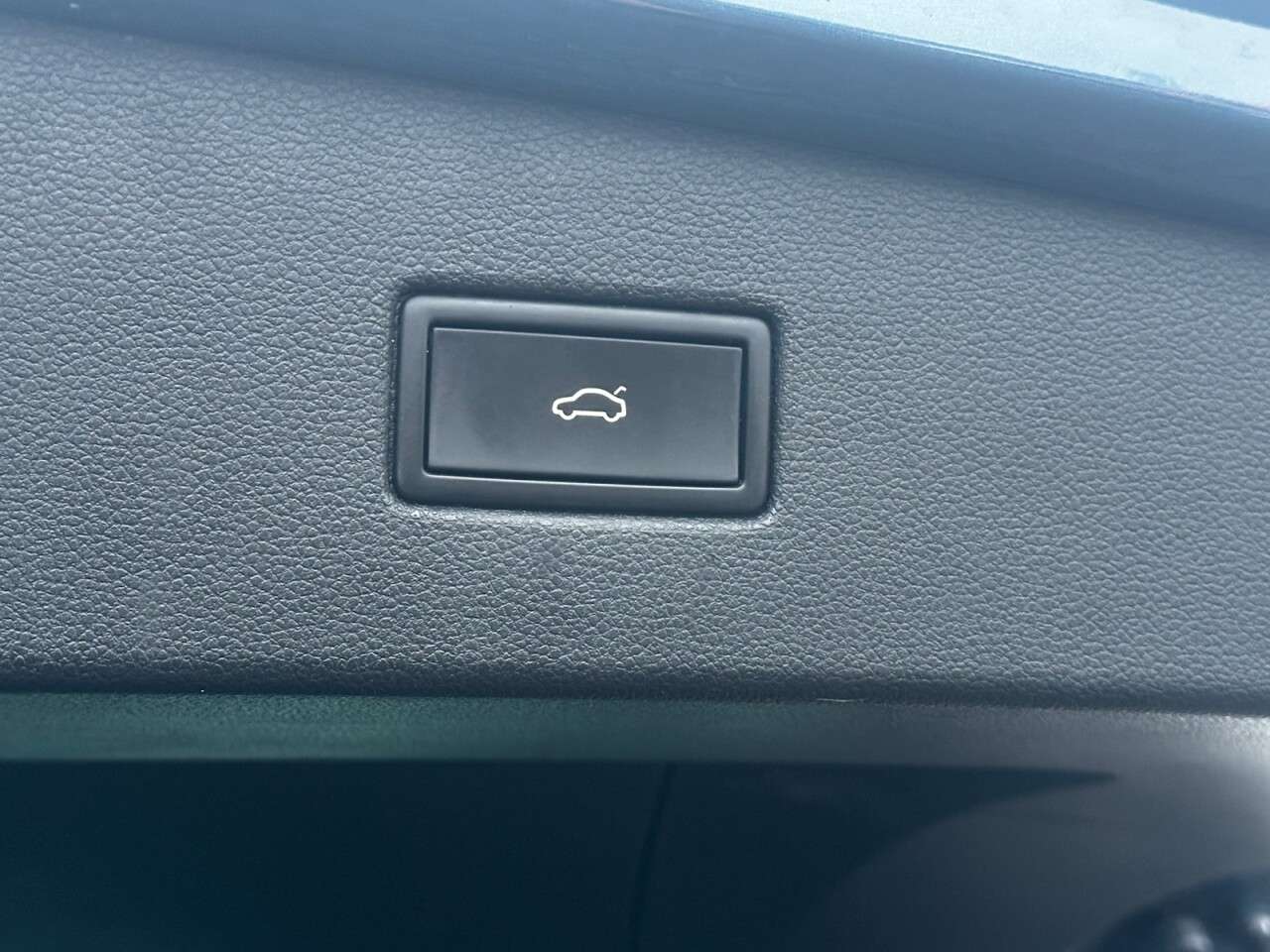 2022 VOLKSWAGEN TIGUAN 2022 VOLKSWAGEN TIGUAN