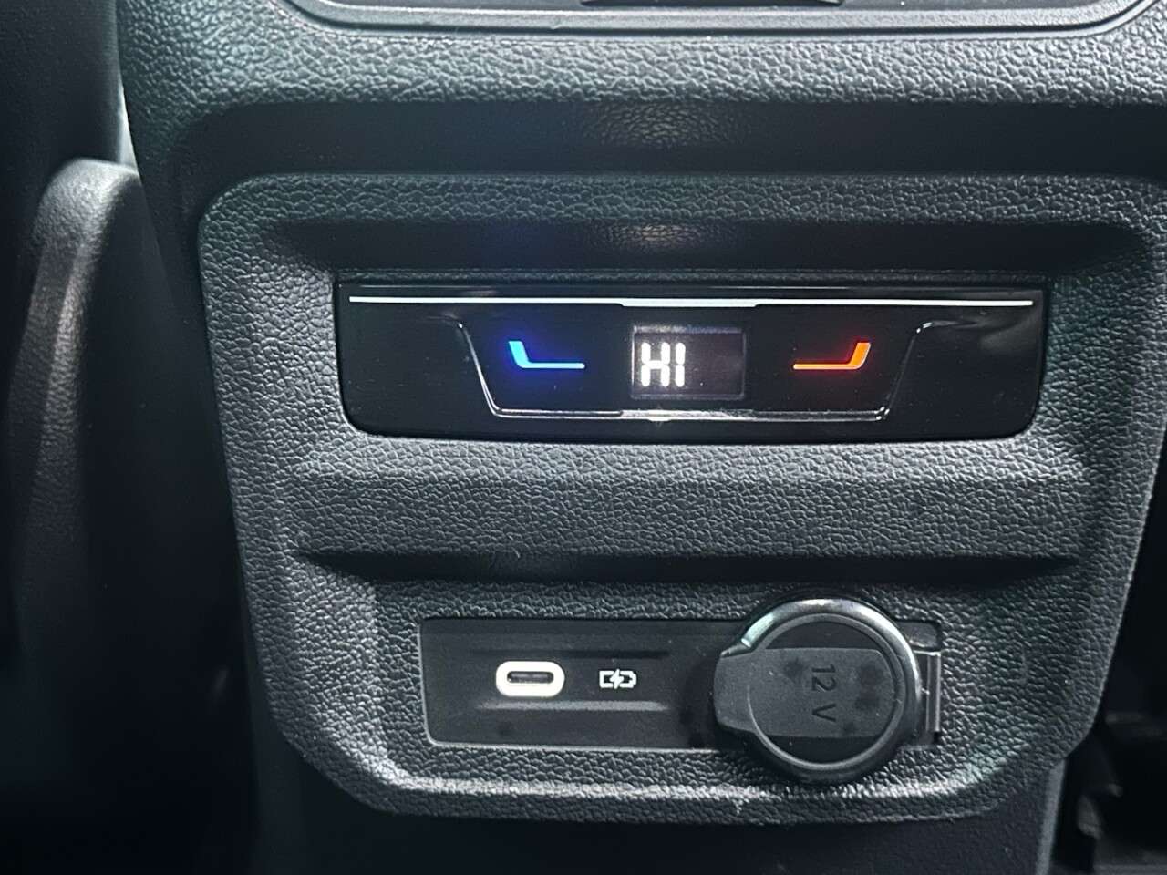 2022 VOLKSWAGEN TIGUAN 2022 VOLKSWAGEN TIGUAN