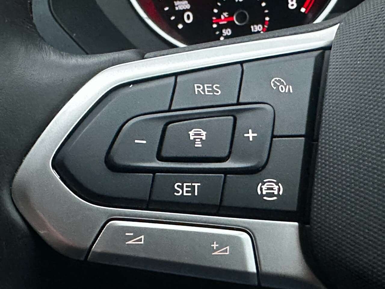 2022 VOLKSWAGEN TIGUAN 2022 VOLKSWAGEN TIGUAN