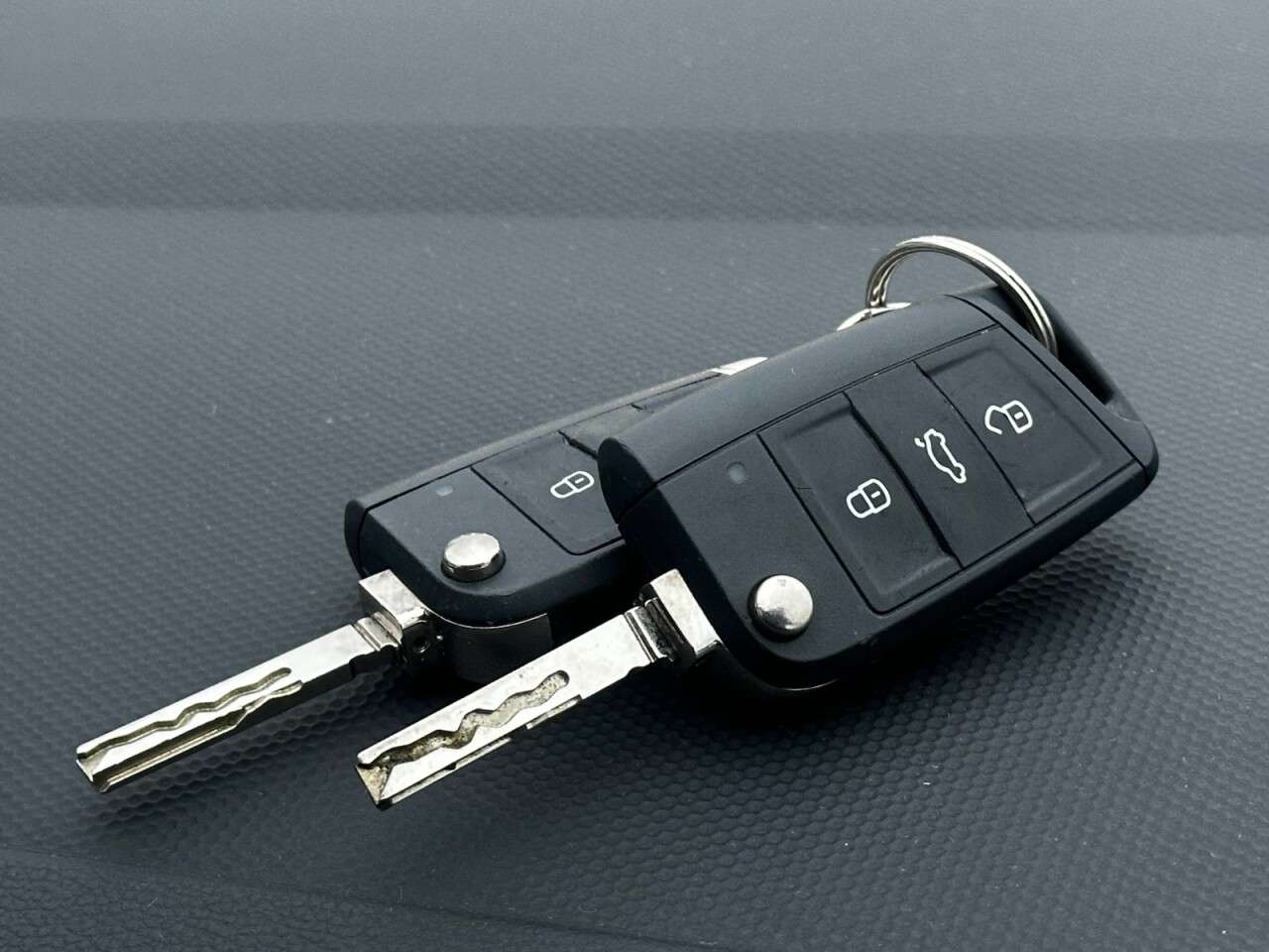 2022 VOLKSWAGEN TIGUAN 2022 VOLKSWAGEN TIGUAN