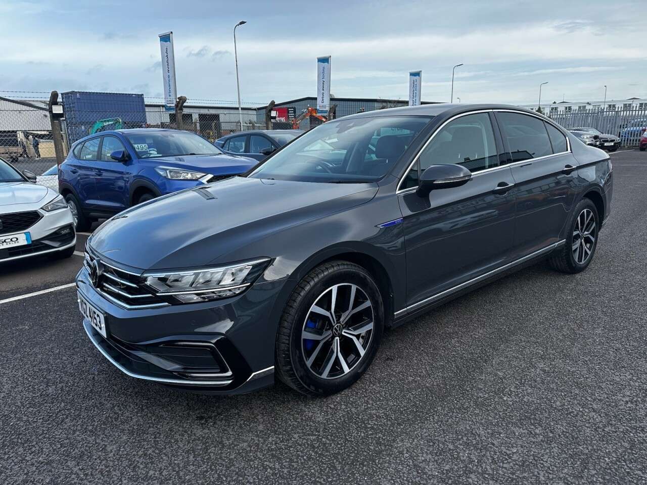 A 2021 VOLKSWAGEN PASSAT 1.4 TSI 13kWh GTE Saloon 4dr Petrol Plug-in Hybrid DSG Euro 6 (s/s) (218 ps A 2021 VOLKSWAGEN PASSAT 1.4 TSI 13kWh GTE Saloon 4dr Petrol Plug-in Hybrid DSG Euro 6 (s/s) (218 ps