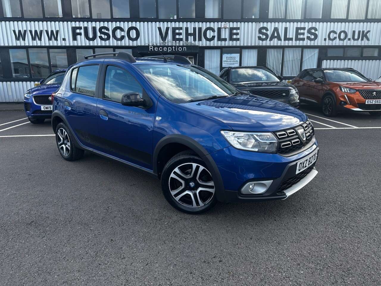 A 2020 DACIA SANDERO STEPWAY 1.0 TCe SE Twenty Hatchback 5dr Bi Fuel Manual Euro 6 (s/s) (100 ps) Sat Na A 2020 DACIA SANDERO STEPWAY 1.0 TCe SE Twenty Hatchback 5dr Bi Fuel Manual Euro 6 (s/s) (100 ps) Sat Na
