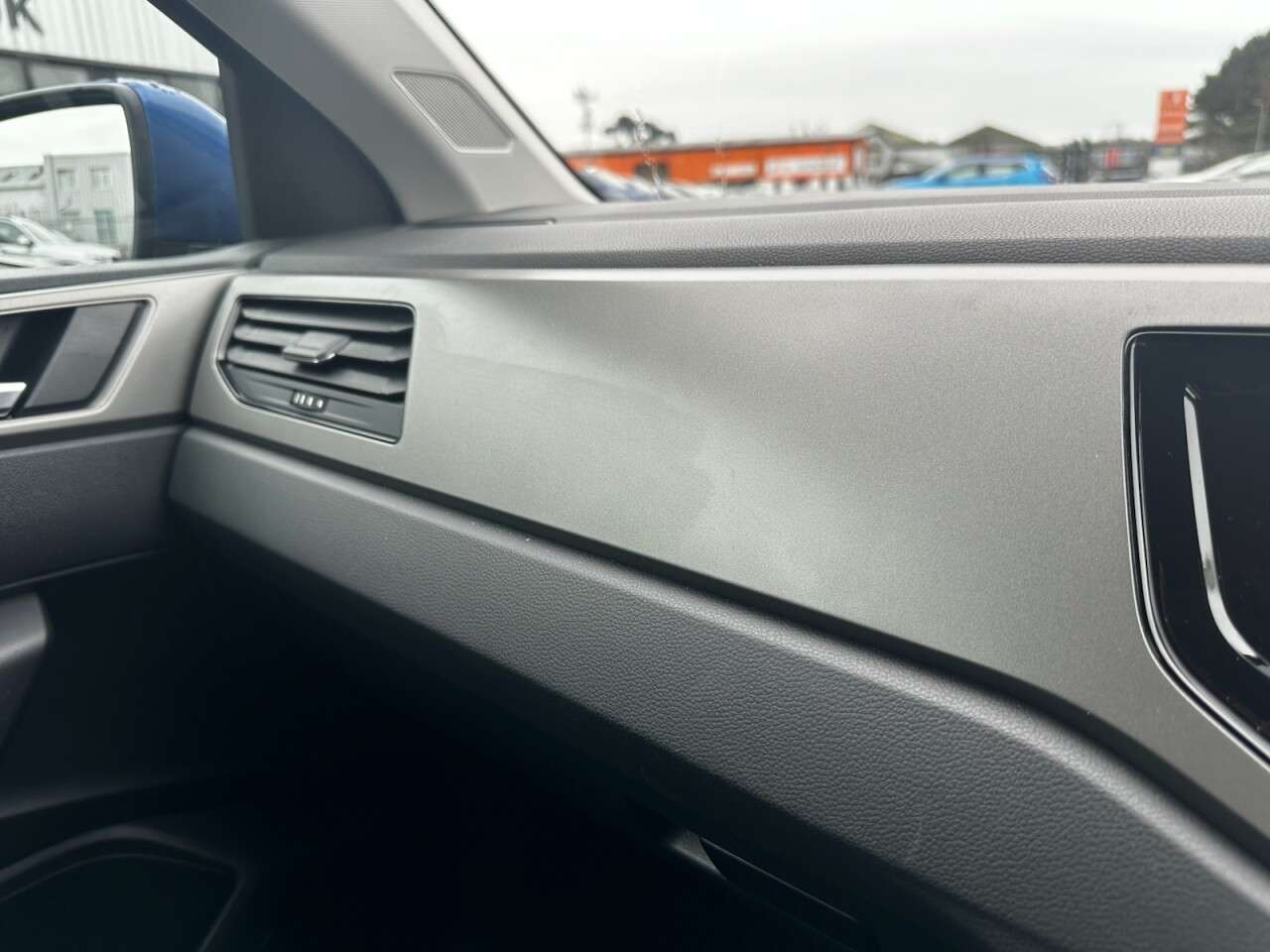 2019 VOLKSWAGEN POLO 2019 VOLKSWAGEN POLO