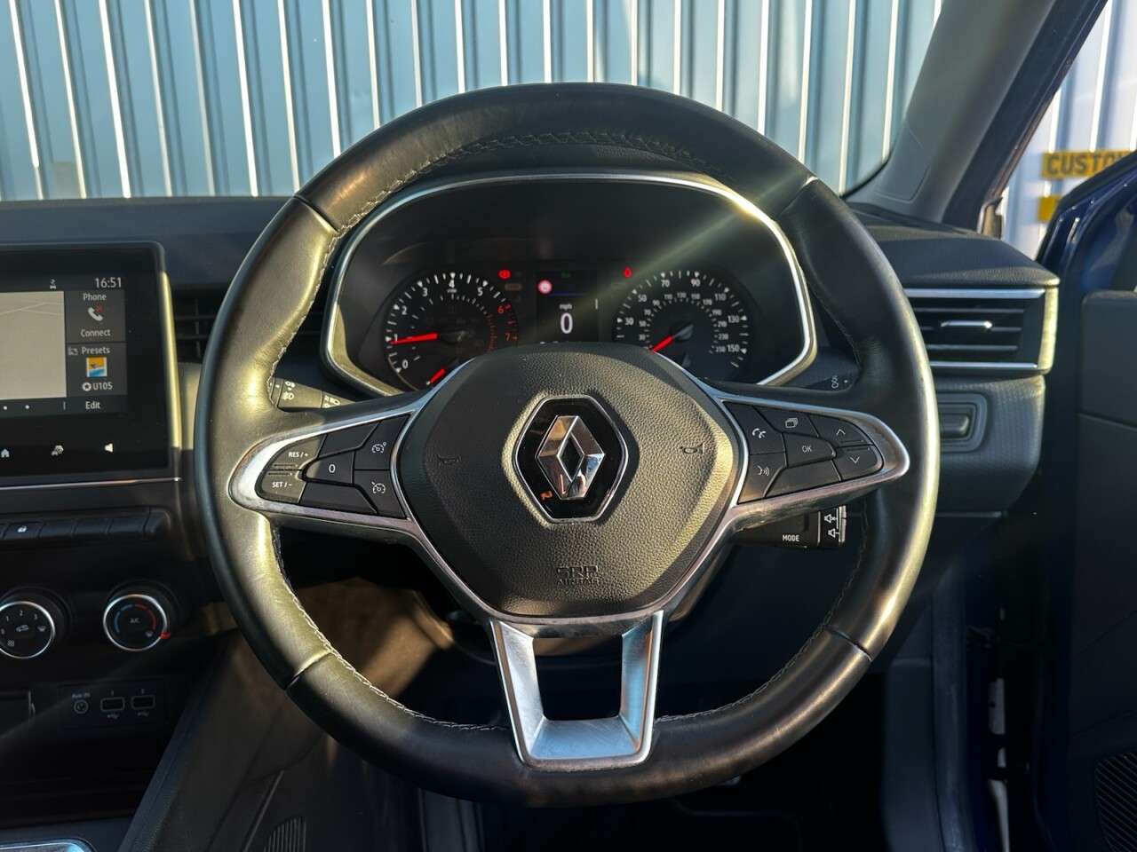 2020 RENAULT CLIO 2020 RENAULT CLIO