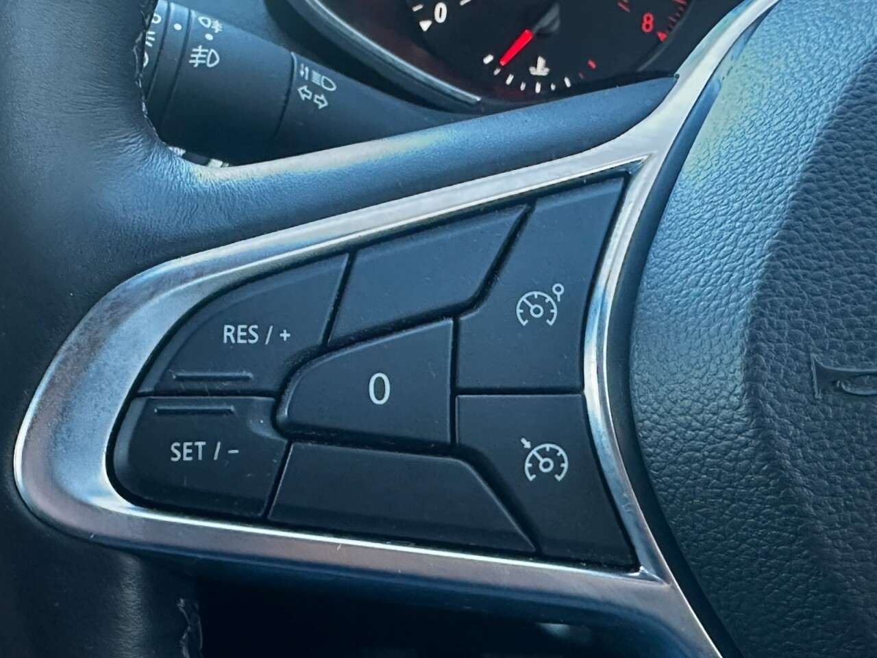 2020 RENAULT CLIO 2020 RENAULT CLIO