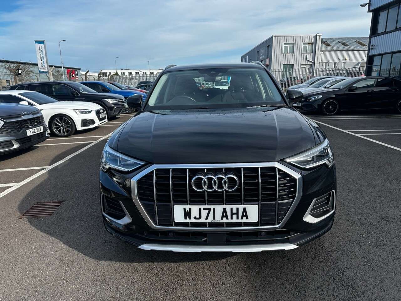 A 2021 AUDI Q3 1.5 TFSI CoD 35 Sport SUV 5dr Petrol Manual Euro 6 (s/s) (150 ps) 1 Owner, A 2021 AUDI Q3 1.5 TFSI CoD 35 Sport SUV 5dr Petrol Manual Euro 6 (s/s) (150 ps) 1 Owner,