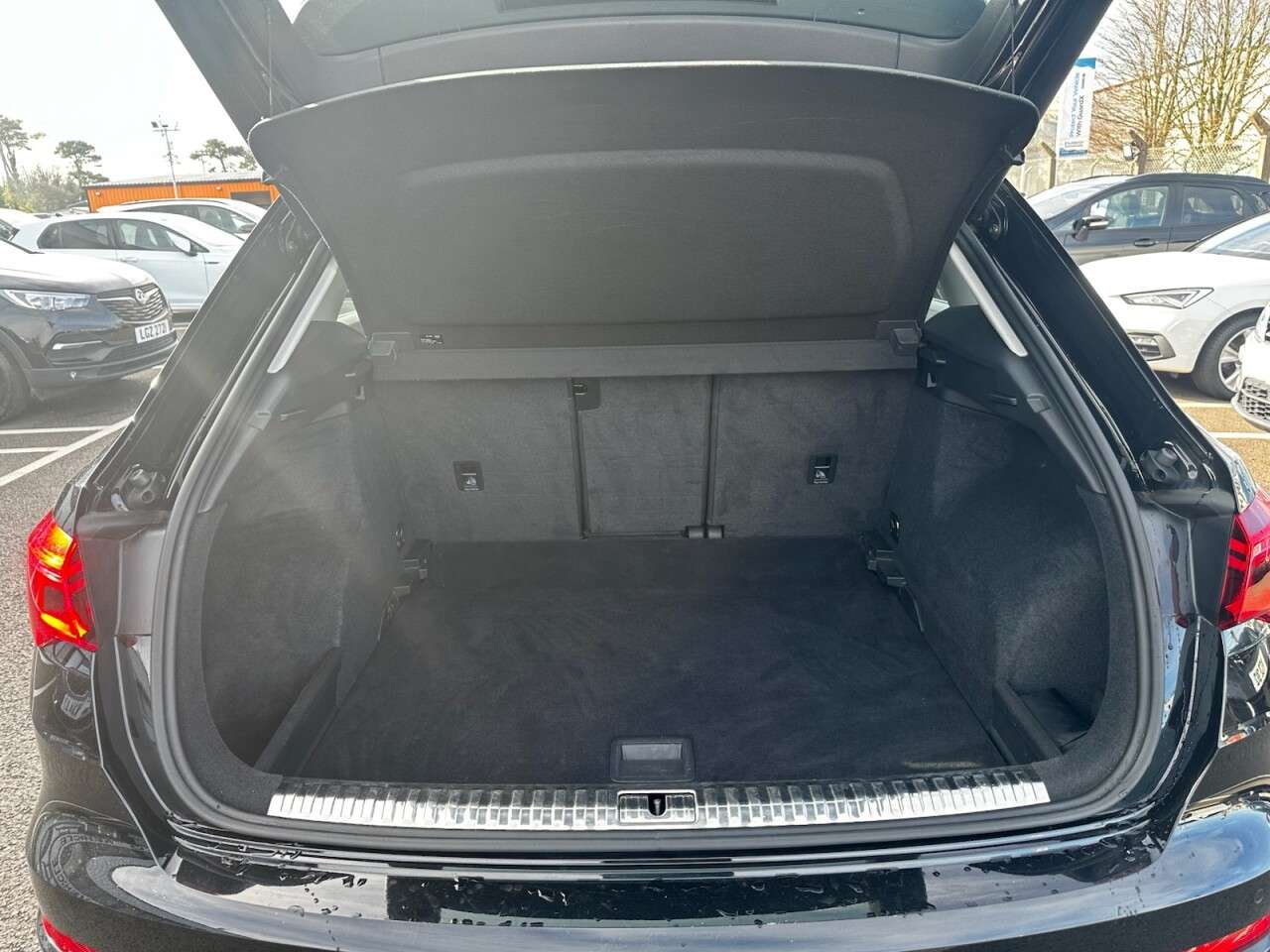 2021 AUDI Q3 2021 AUDI Q3