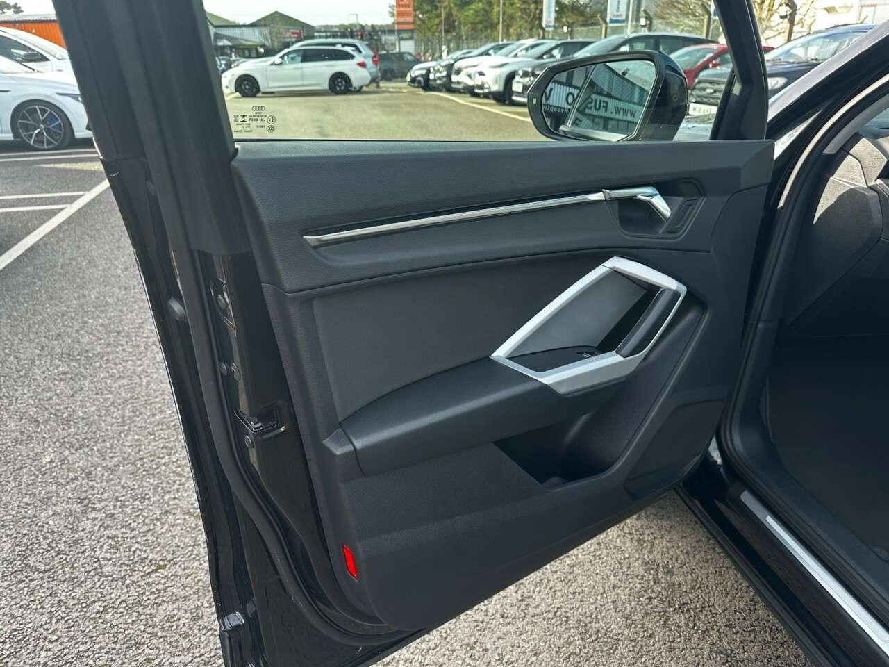 2021 AUDI Q3 2021 AUDI Q3