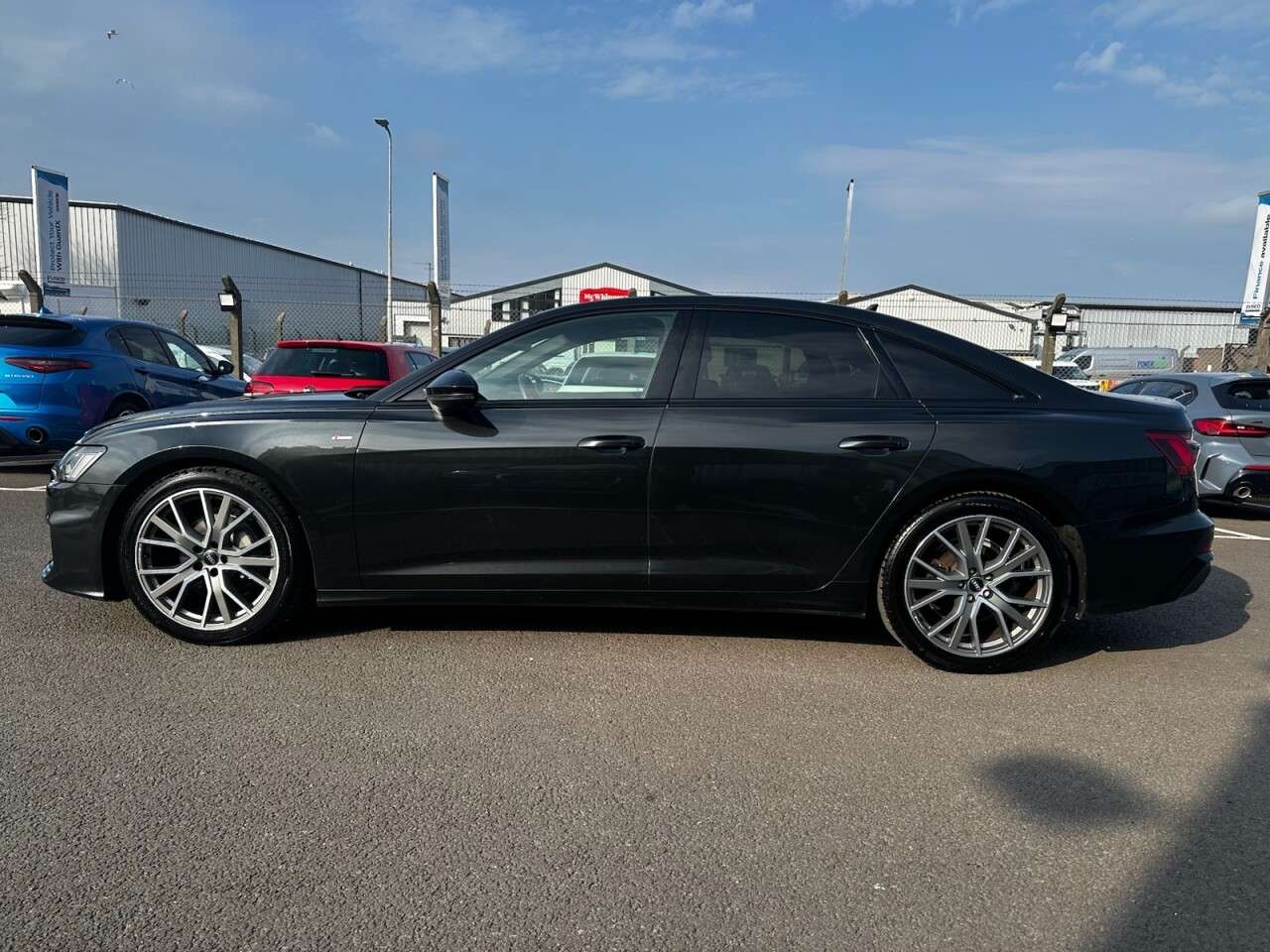 A 2020 AUDI A6 SALOON 2.0 TDI 40 Black Edition Saloon 4dr Diesel S Tronic Euro 6 (s/s) (204 ps) 1 A 2020 AUDI A6 SALOON 2.0 TDI 40 Black Edition Saloon 4dr Diesel S Tronic Euro 6 (s/s) (204 ps) 1