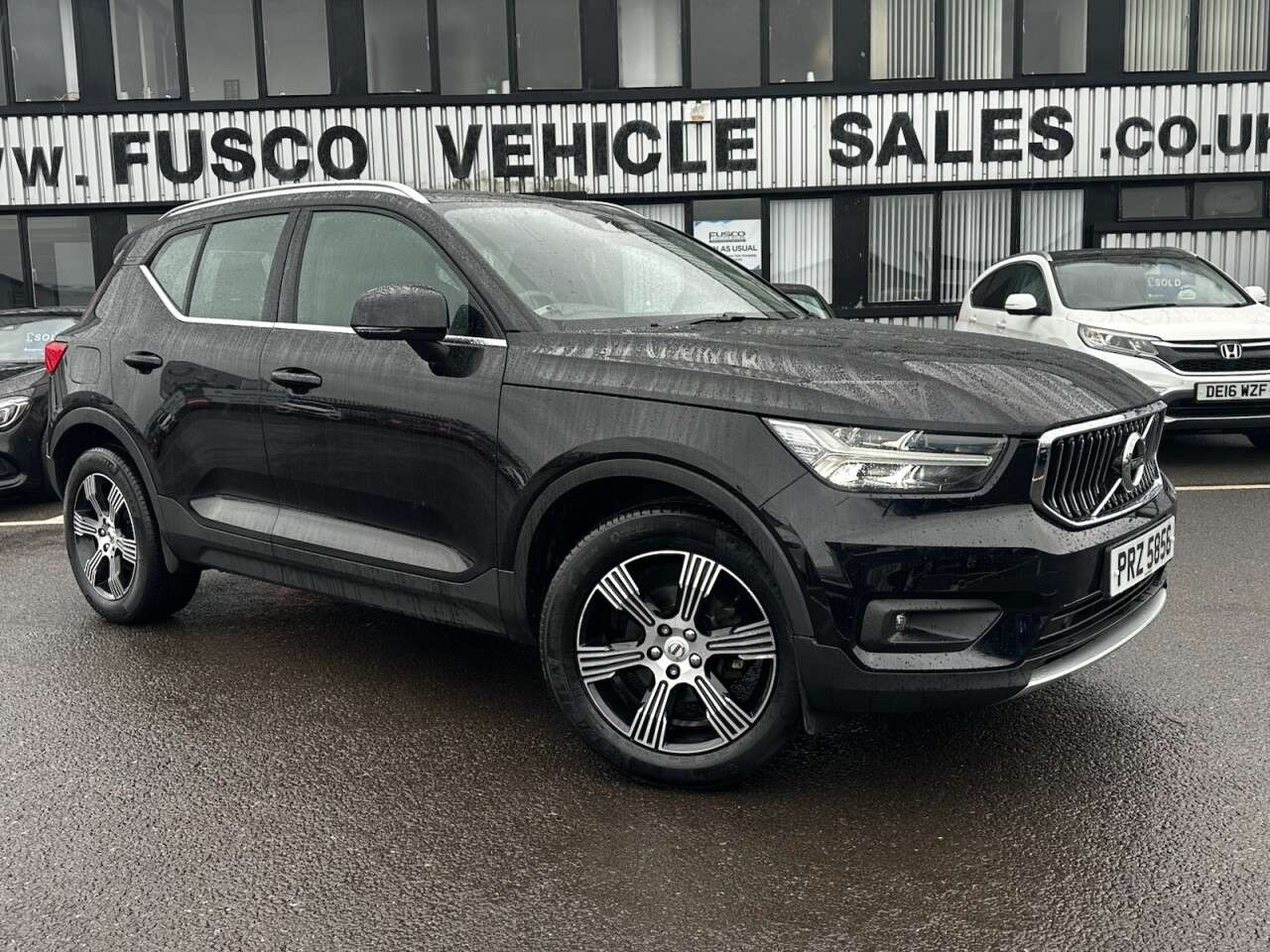 A 2019 VOLVO XC40 1.5 T3 Inscription SUV 5dr Petrol Manual Euro 6 (s/s) (163 ps) FULL SERVICE A 2019 VOLVO XC40 1.5 T3 Inscription SUV 5dr Petrol Manual Euro 6 (s/s) (163 ps) FULL SERVICE