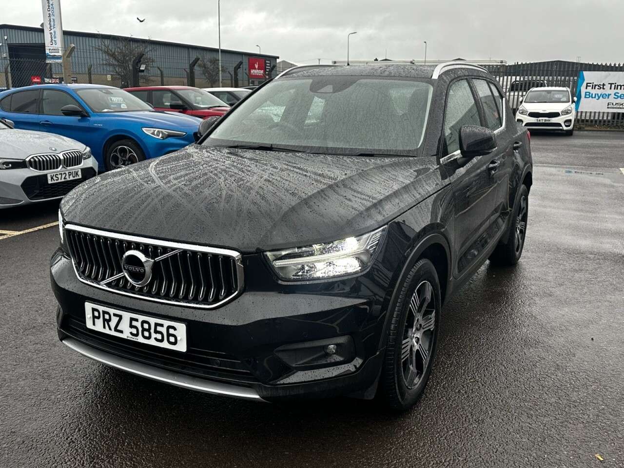 2019 VOLVO XC40 2019 VOLVO XC40