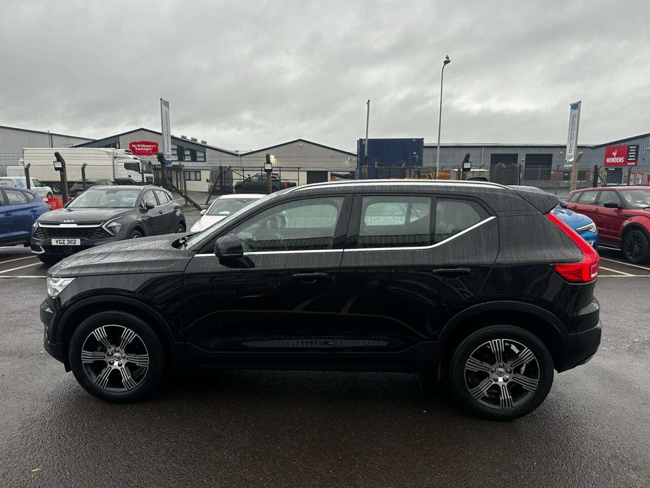 2019 VOLVO XC40 2019 VOLVO XC40