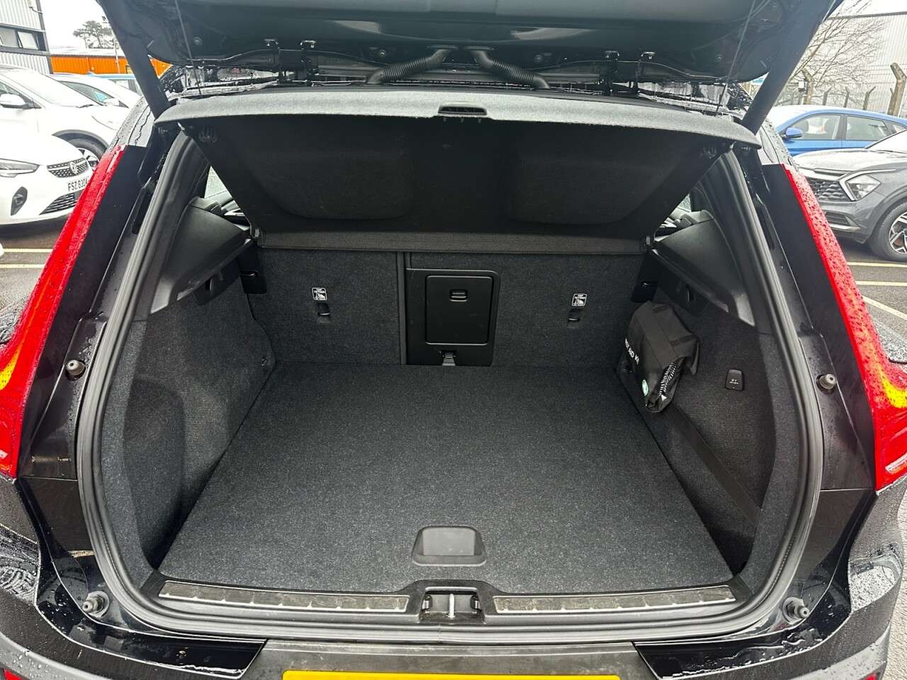 2019 VOLVO XC40 2019 VOLVO XC40