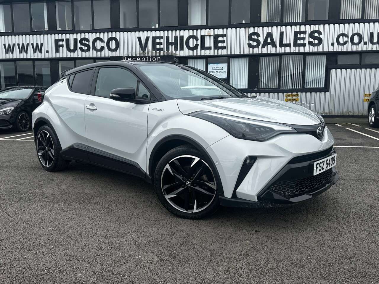A 2021 TOYOTA C-HR 2.0 VVT-h GR SPORT SUV 5dr Petrol Hybrid CVT Euro 6 (s/s) (184 ps) SAT NAV, A 2021 TOYOTA C-HR 2.0 VVT-h GR SPORT SUV 5dr Petrol Hybrid CVT Euro 6 (s/s) (184 ps) SAT NAV,