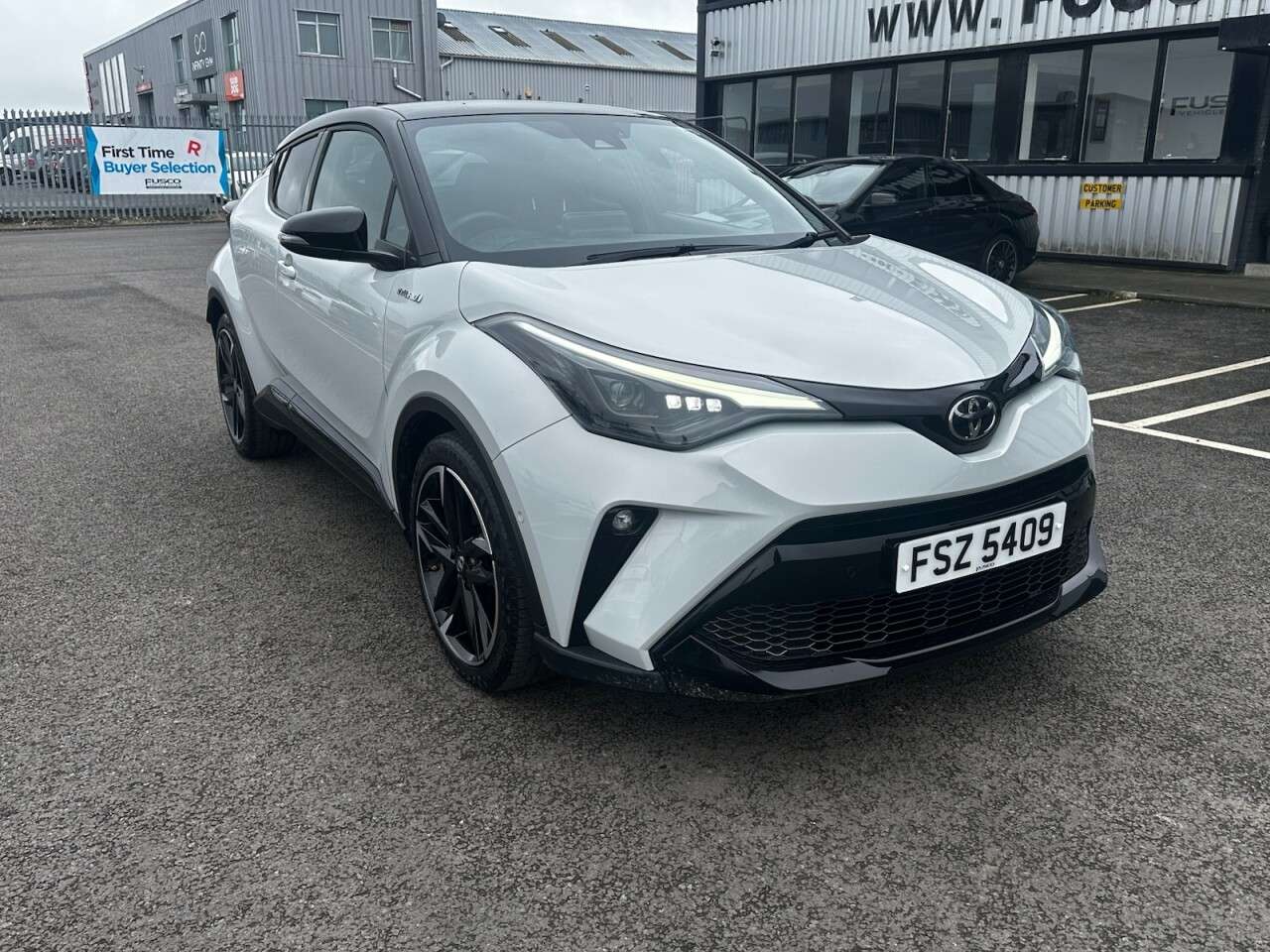 2021 TOYOTA C-HR 2021 TOYOTA C-HR