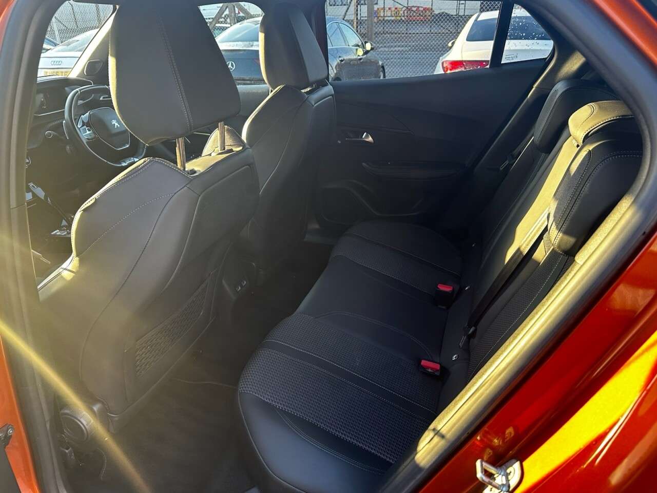 2023 PEUGEOT 2008 2023 PEUGEOT 2008