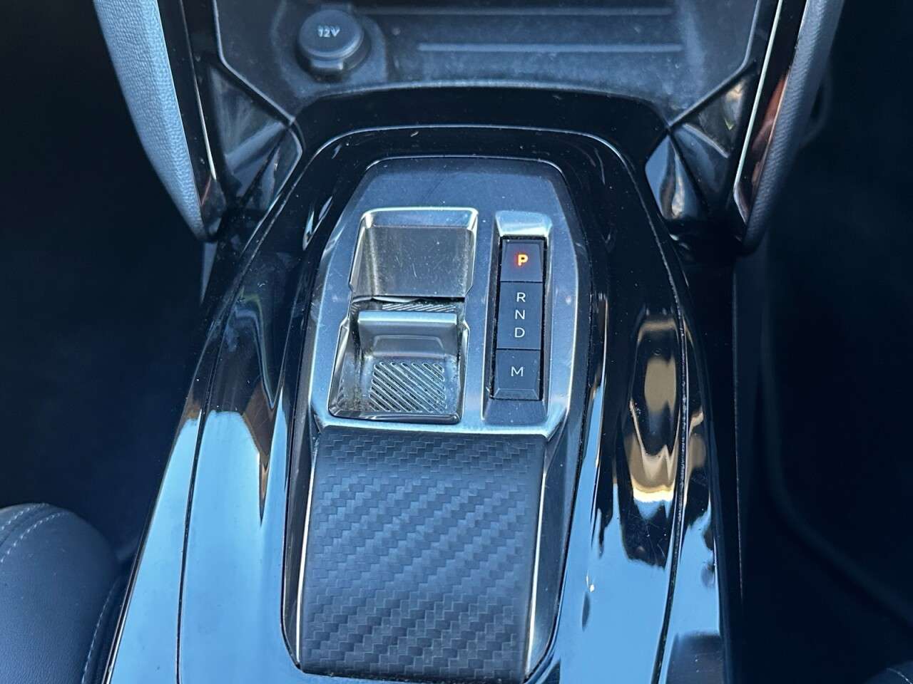 2023 PEUGEOT 2008 2023 PEUGEOT 2008