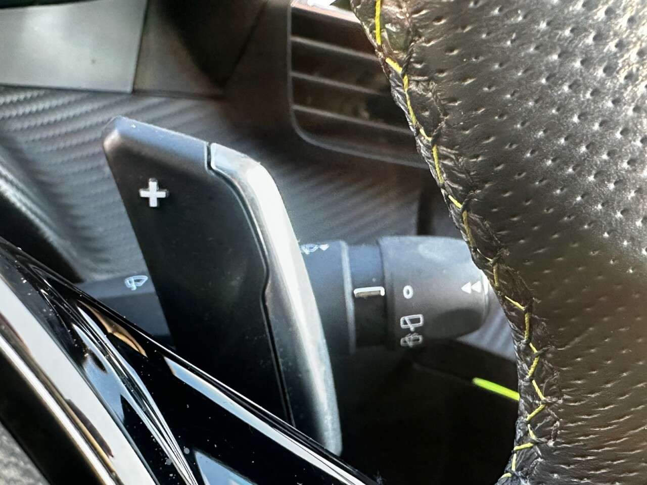 2023 PEUGEOT 2008 2023 PEUGEOT 2008