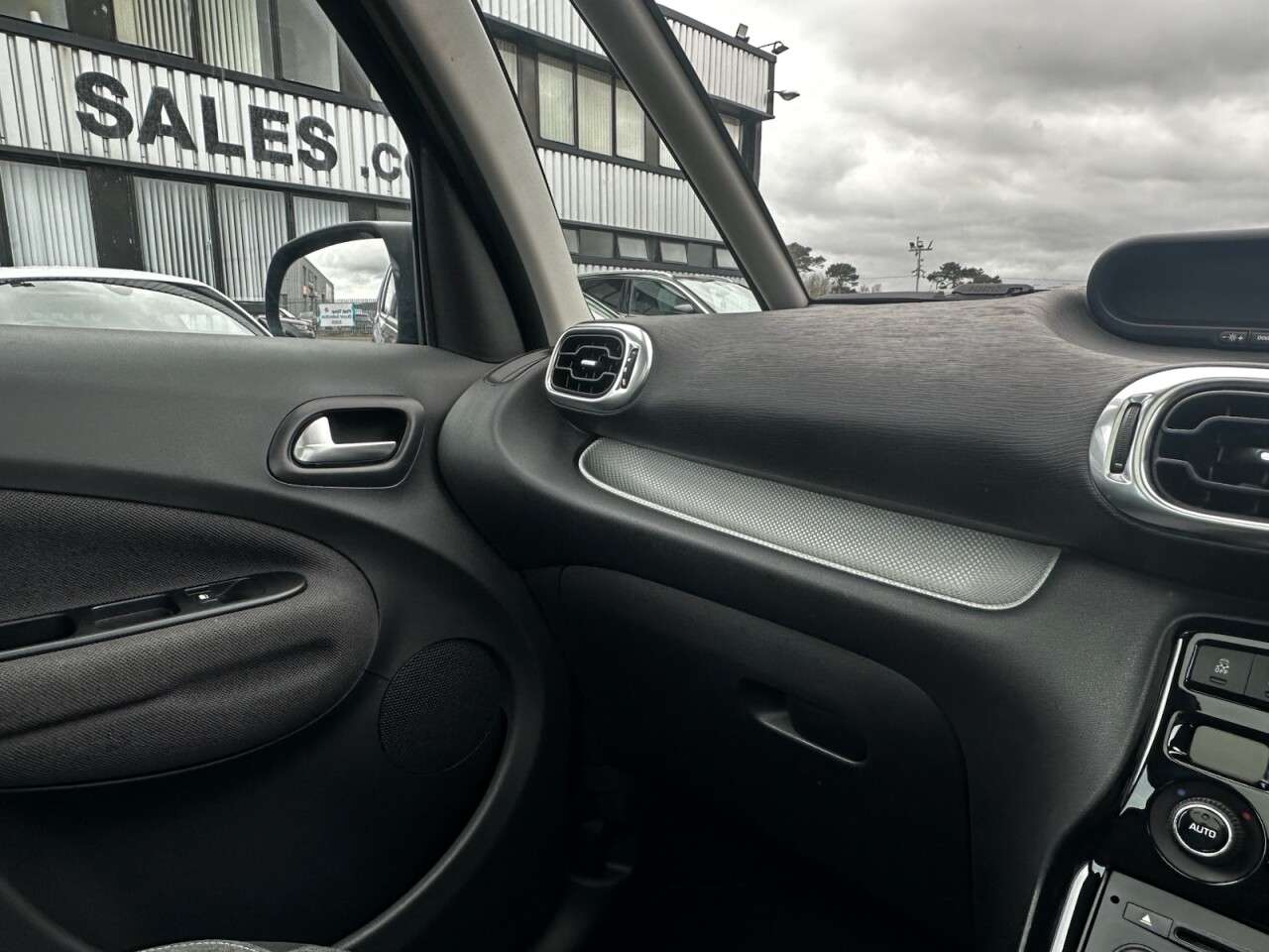 2017 CITROEN C3 PICASSO 2017 CITROEN C3 PICASSO