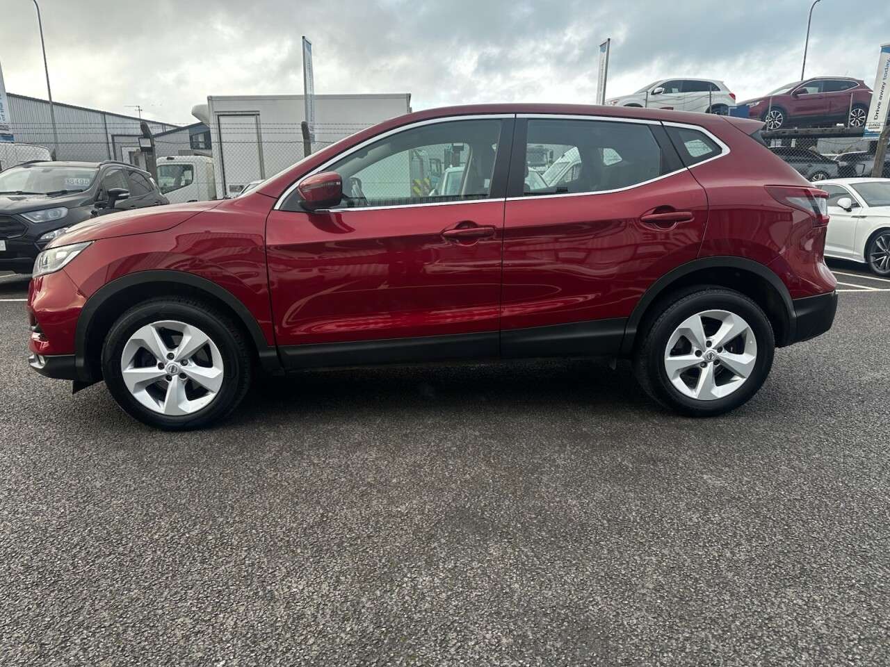 A 2021 NISSAN QASHQAI 1.3 DIG-T Acenta Premium SUV 5dr Petrol DCT Auto Euro 6 (s/s) (160 ps) REVE A 2021 NISSAN QASHQAI 1.3 DIG-T Acenta Premium SUV 5dr Petrol DCT Auto Euro 6 (s/s) (160 ps) REVE