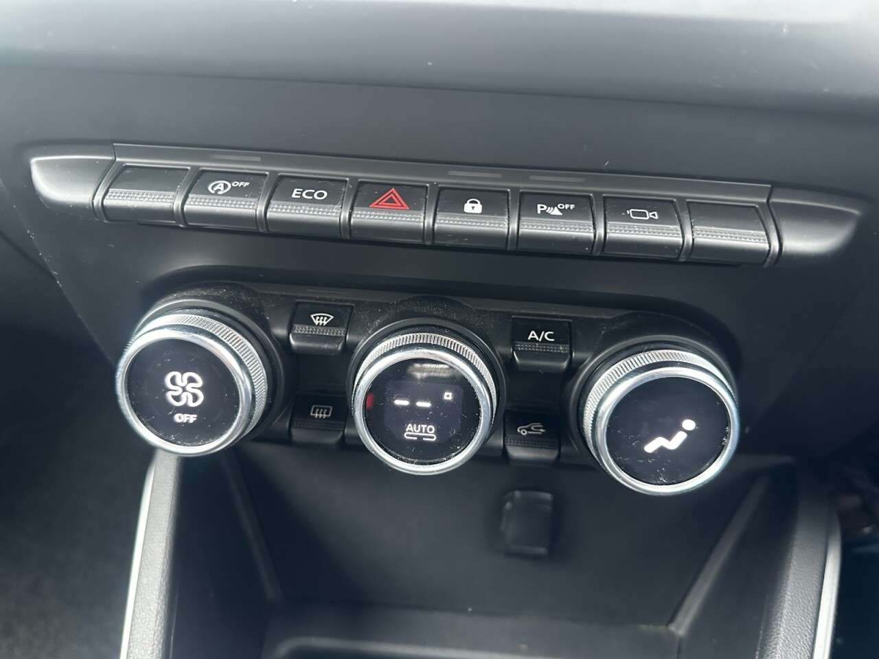 2019 DACIA DUSTER 2019 DACIA DUSTER