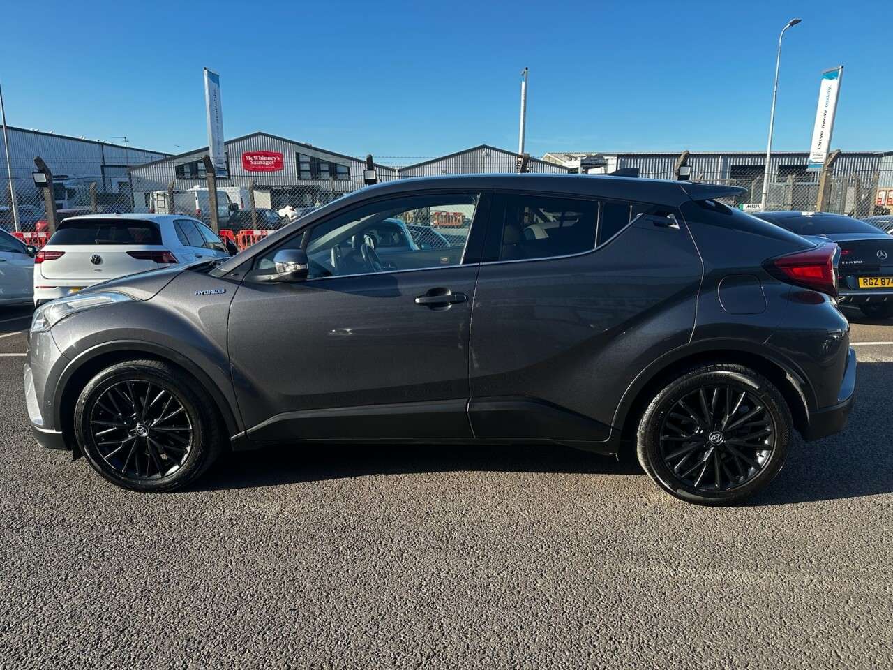 A 2017 TOYOTA C-HR 1.8 VVT-h Excel SUV 5dr Petrol Hybrid CVT Euro 6 (s/s) (122 ps) GOOD SERVIC A 2017 TOYOTA C-HR 1.8 VVT-h Excel SUV 5dr Petrol Hybrid CVT Euro 6 (s/s) (122 ps) GOOD SERVIC