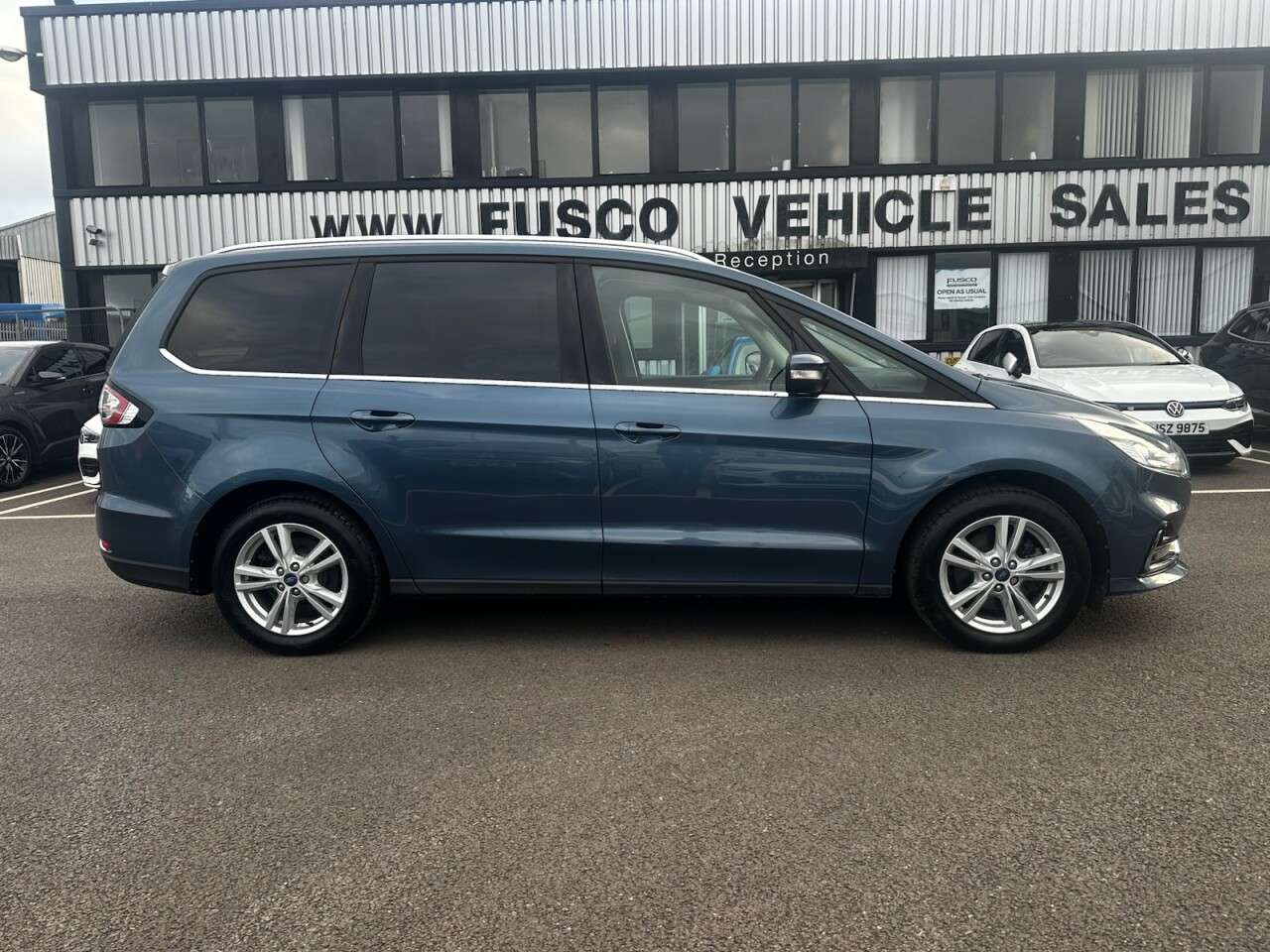 A 2022 FORD GALAXY 2.5h Duratec Titanium MPV 5dr Petrol Hybrid CVT Euro 6 (s/s) (190 ps) 7 SEA A 2022 FORD GALAXY 2.5h Duratec Titanium MPV 5dr Petrol Hybrid CVT Euro 6 (s/s) (190 ps) 7 SEA