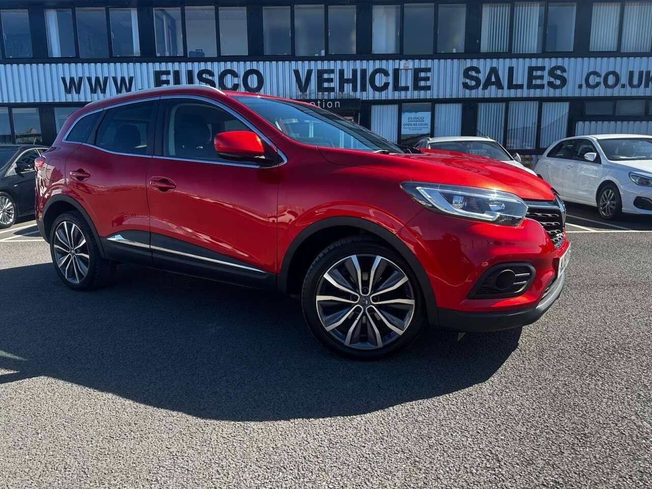 A 2019 RENAULT KADJAR 1.3 TCe Iconic SUV 5dr Petrol Manual Euro 6 (s/s) (160 ps) REVERSING CAMERA A 2019 RENAULT KADJAR 1.3 TCe Iconic SUV 5dr Petrol Manual Euro 6 (s/s) (160 ps) REVERSING CAMERA