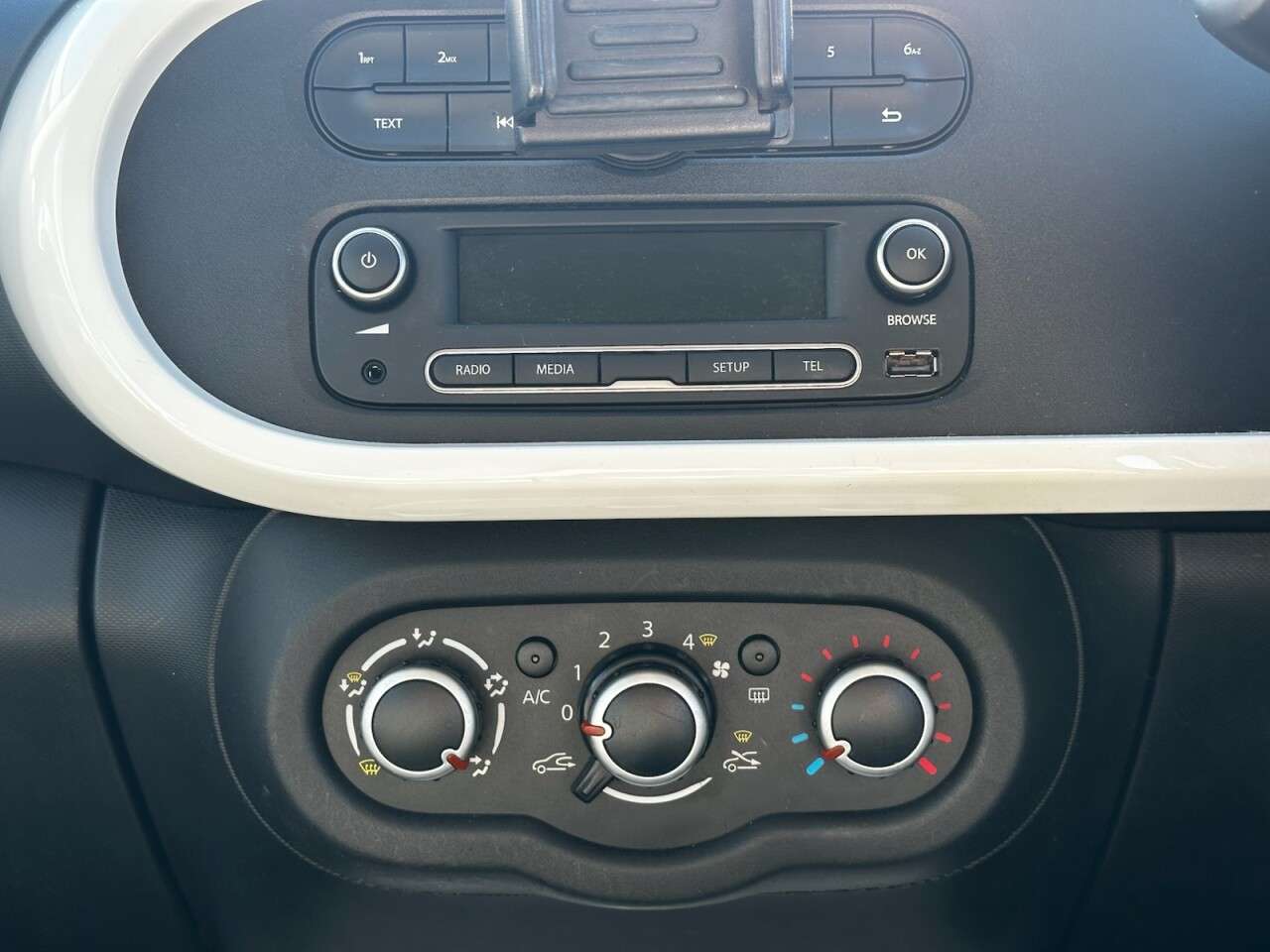 2017 RENAULT TWINGO 2017 RENAULT TWINGO