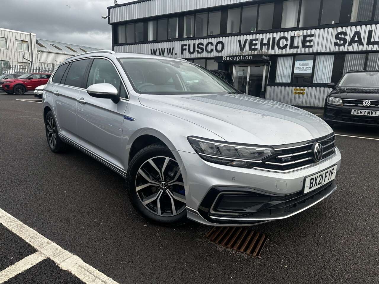 A 2021 VOLKSWAGEN PASSAT 1.4 TSI 13kWh GTE Estate 5dr Petrol Plug-in Hybrid DSG Euro 6 (s/s) (218 ps A 2021 VOLKSWAGEN PASSAT 1.4 TSI 13kWh GTE Estate 5dr Petrol Plug-in Hybrid DSG Euro 6 (s/s) (218 ps