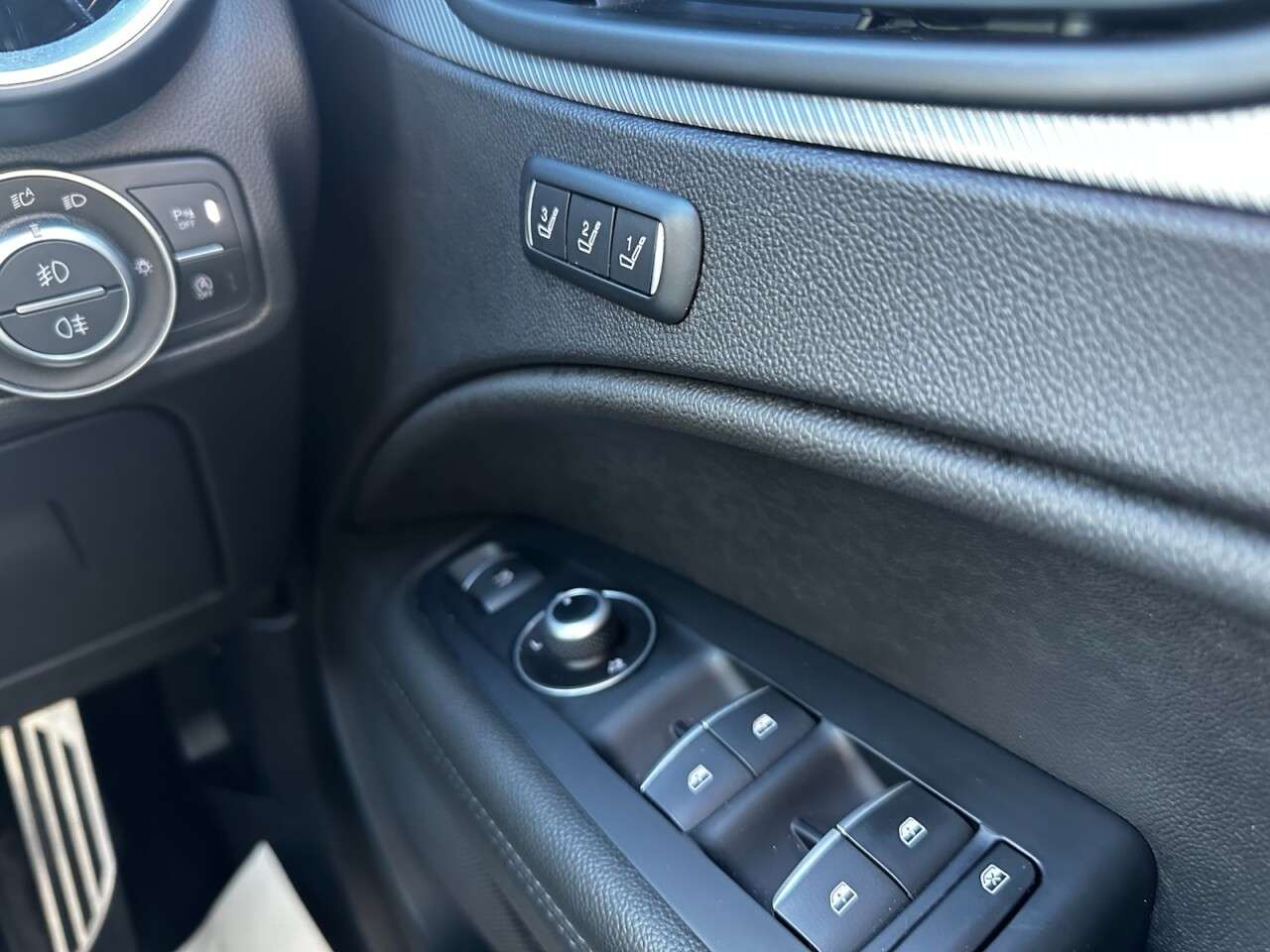 2021 ALFA ROMEO STELVIO 2021 ALFA ROMEO STELVIO