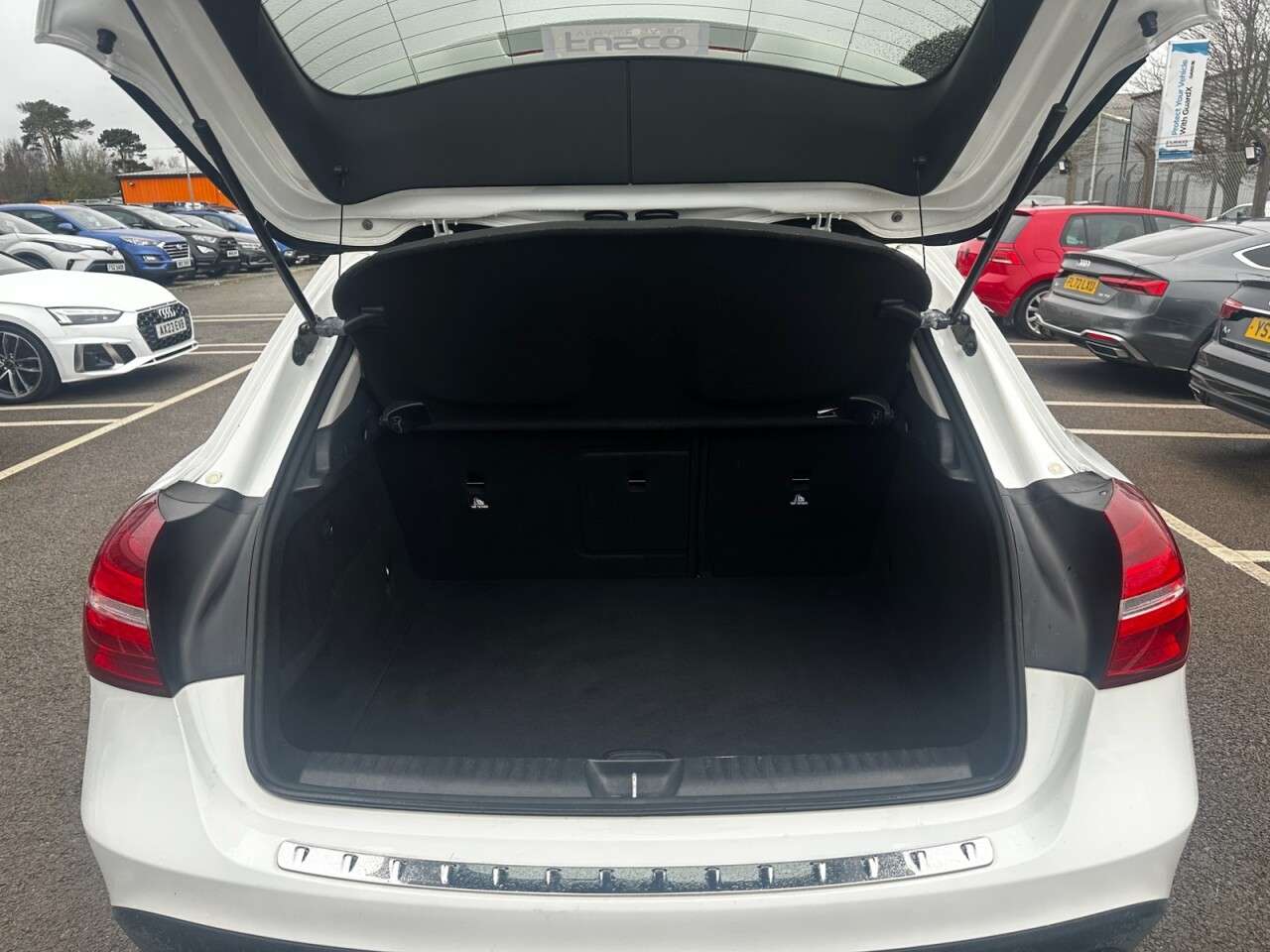 2018 MERCEDES-BENZ 180 2018 MERCEDES-BENZ 180