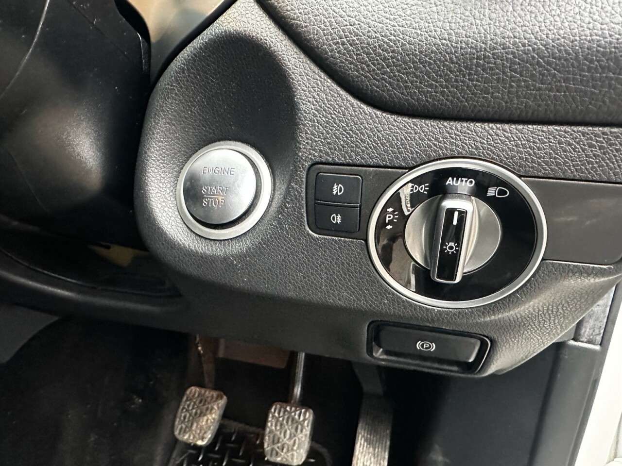 2018 MERCEDES-BENZ 180 2018 MERCEDES-BENZ 180