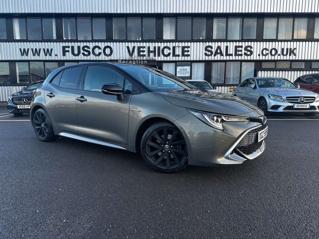 A 2020 TOYOTA COROLLA 2.0 VVT-h Excel Hatchback 5dr Petrol Hybrid CVT Euro 6 (s/s) (184 ps) FULL A 2020 TOYOTA COROLLA 2.0 VVT-h Excel Hatchback 5dr Petrol Hybrid CVT Euro 6 (s/s) (184 ps) FULL