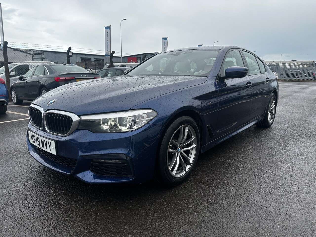 A 2019 BMW 5 SERIES 2.0 520d M Sport Saloon 4dr Diesel Auto Euro 6 (s/s) (190 ps) LEATHER INTER A 2019 BMW 5 SERIES 2.0 520d M Sport Saloon 4dr Diesel Auto Euro 6 (s/s) (190 ps) LEATHER INTER