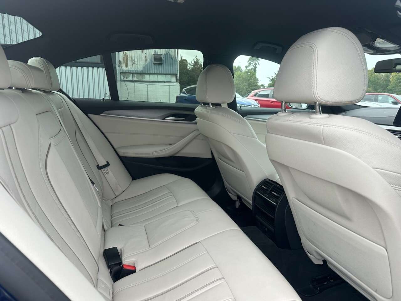 2019 BMW 5 SERIES 2019 BMW 5 SERIES