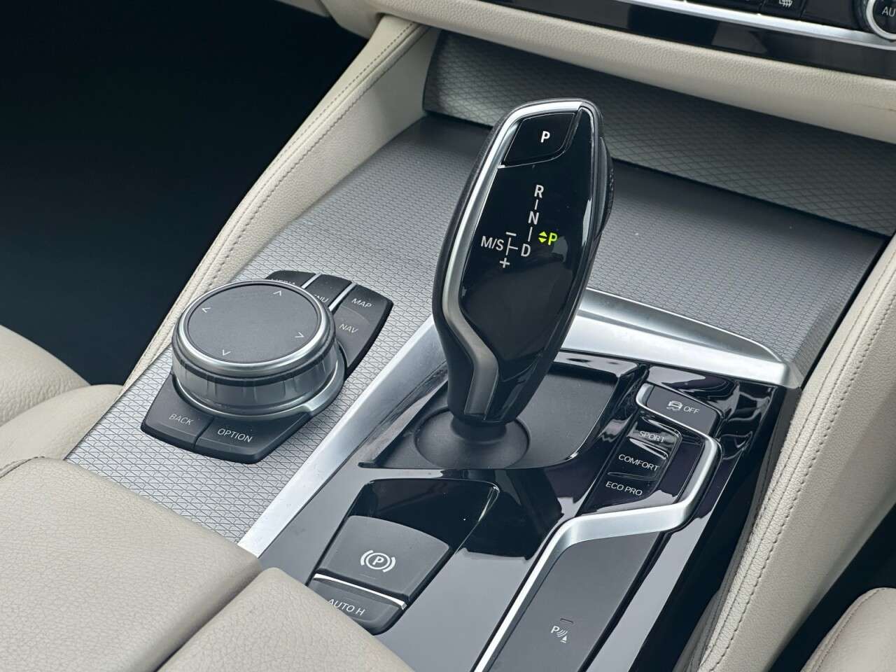 2019 BMW 5 SERIES 2019 BMW 5 SERIES