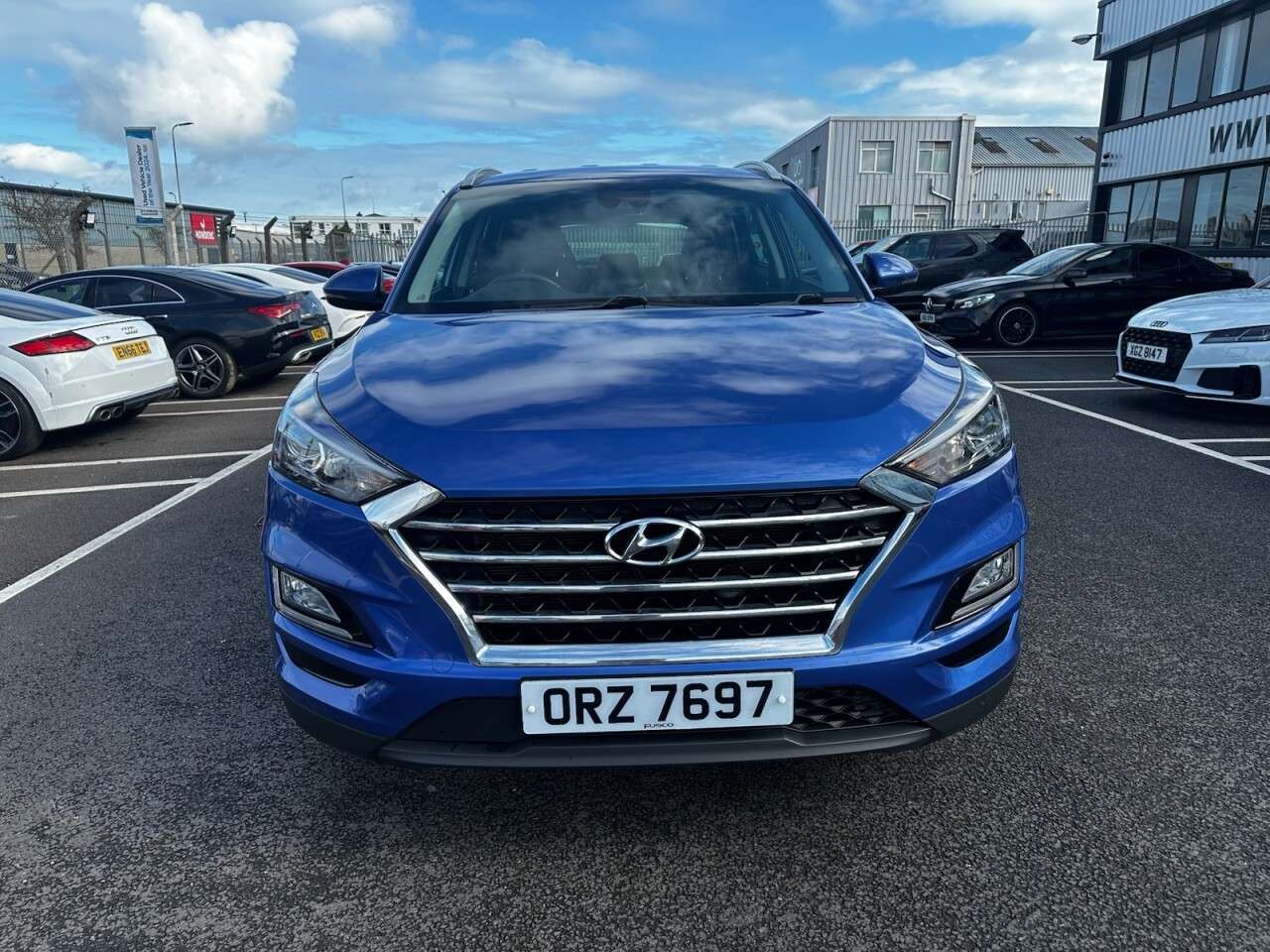 A 2019 HYUNDAI TUCSON 1.6 GDi SE Nav SUV 5dr Petrol Manual Euro 6 (s/s) (132 ps) SAT NAV, BLUETOO A 2019 HYUNDAI TUCSON 1.6 GDi SE Nav SUV 5dr Petrol Manual Euro 6 (s/s) (132 ps) SAT NAV, BLUETOO