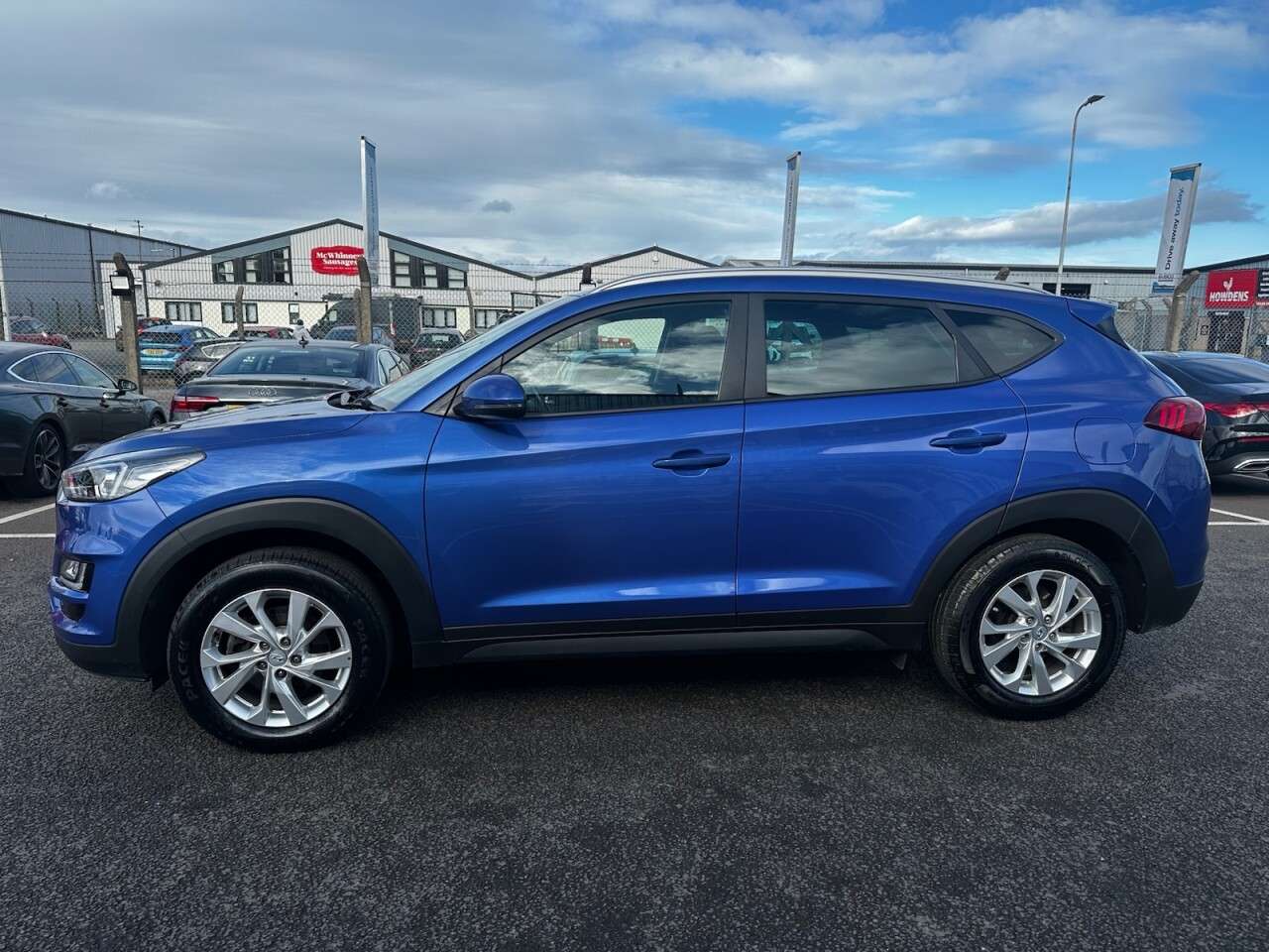 A 2019 HYUNDAI TUCSON 1.6 GDi SE Nav SUV 5dr Petrol Manual Euro 6 (s/s) (132 ps) SAT NAV, BLUETOO A 2019 HYUNDAI TUCSON 1.6 GDi SE Nav SUV 5dr Petrol Manual Euro 6 (s/s) (132 ps) SAT NAV, BLUETOO