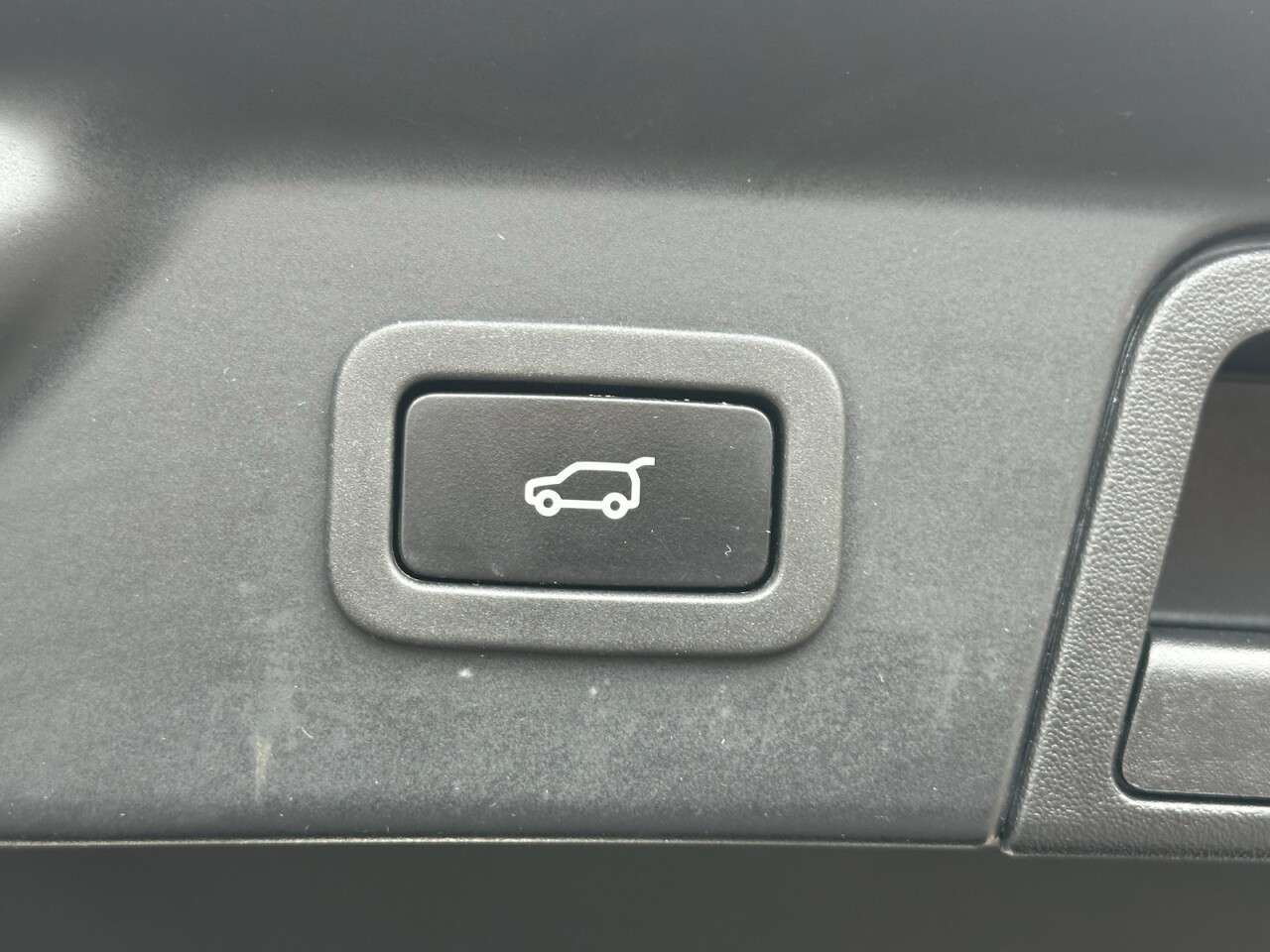 2020 LAND ROVER RANGE ROVER VELAR 2020 LAND ROVER RANGE ROVER VELAR