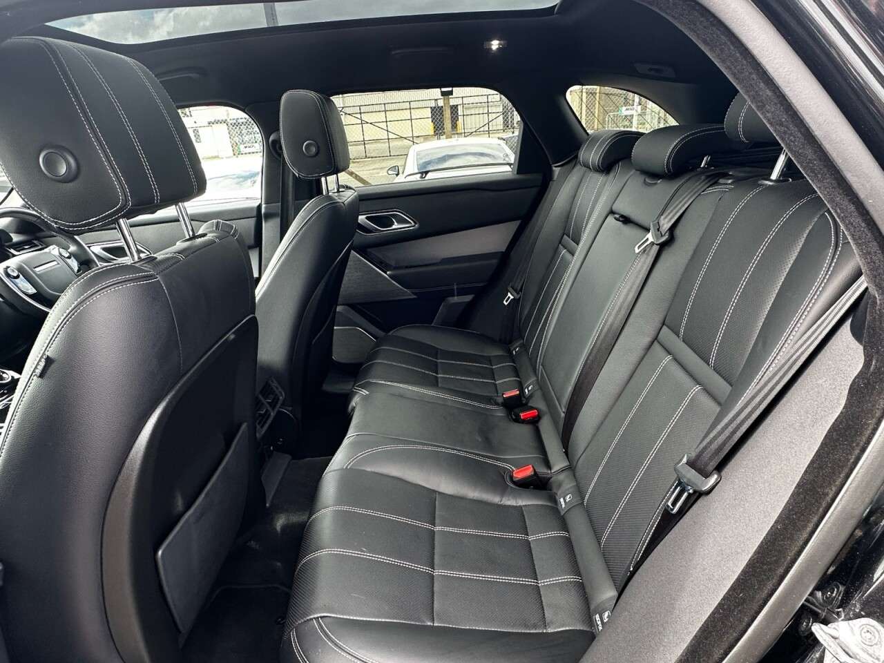 2020 LAND ROVER RANGE ROVER VELAR 2020 LAND ROVER RANGE ROVER VELAR