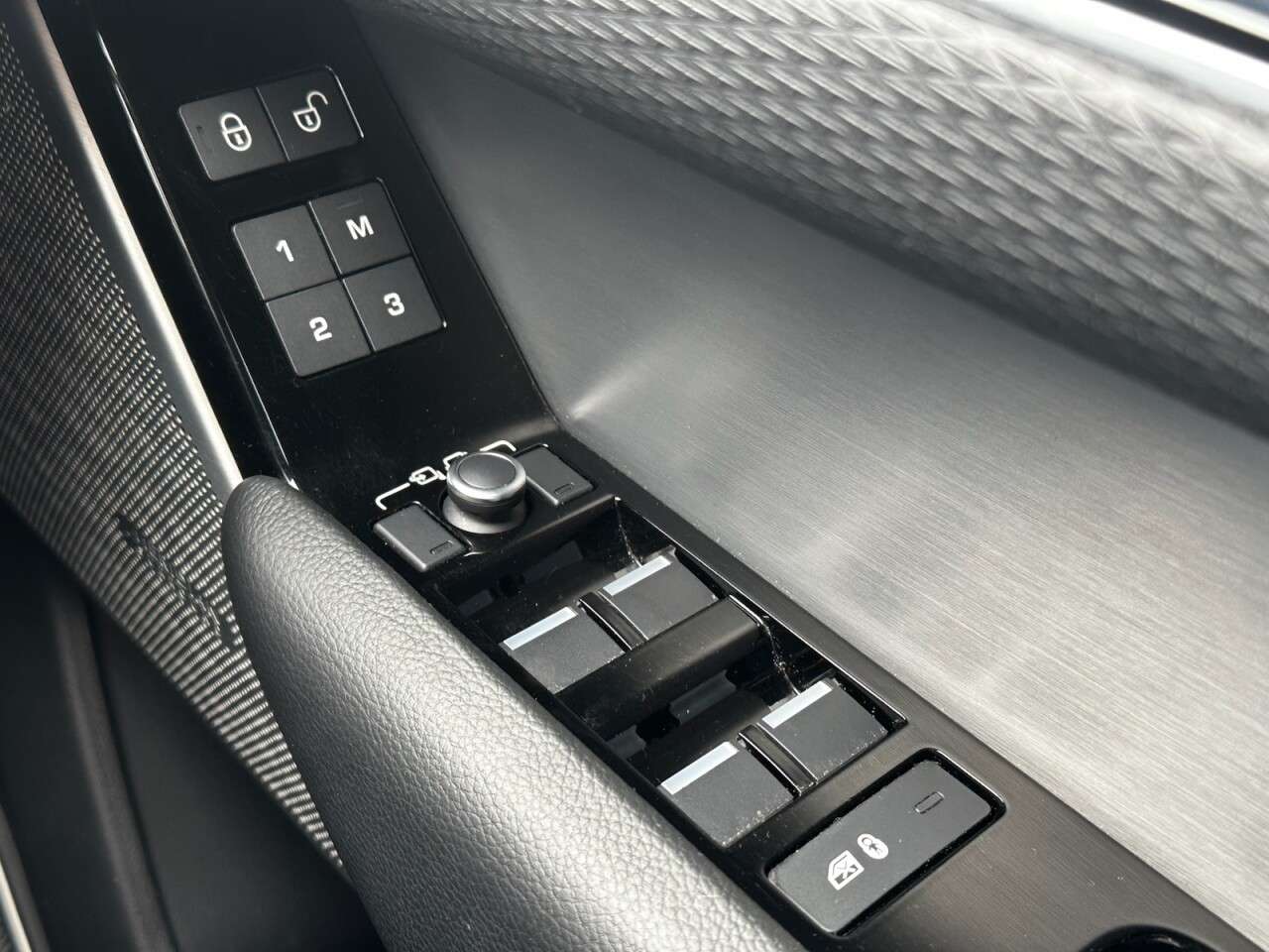 2020 LAND ROVER RANGE ROVER VELAR 2020 LAND ROVER RANGE ROVER VELAR