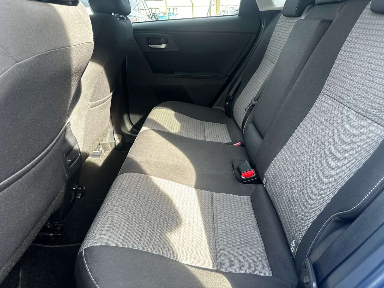 2018 TOYOTA AURIS 2018 TOYOTA AURIS
