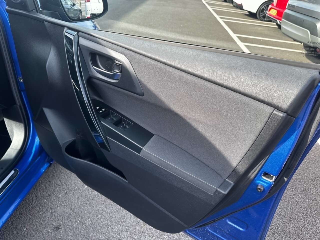 2018 TOYOTA AURIS 2018 TOYOTA AURIS