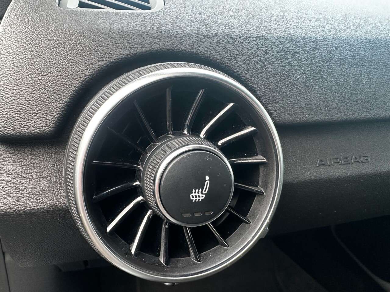 2022 AUDI TT 2022 AUDI TT