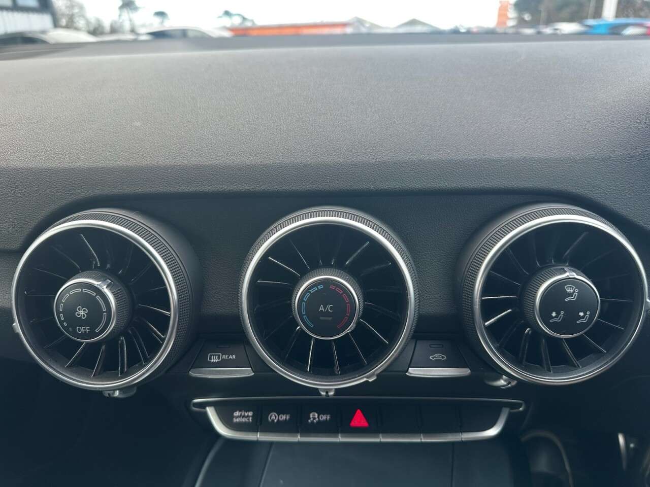 2022 AUDI TT 2022 AUDI TT